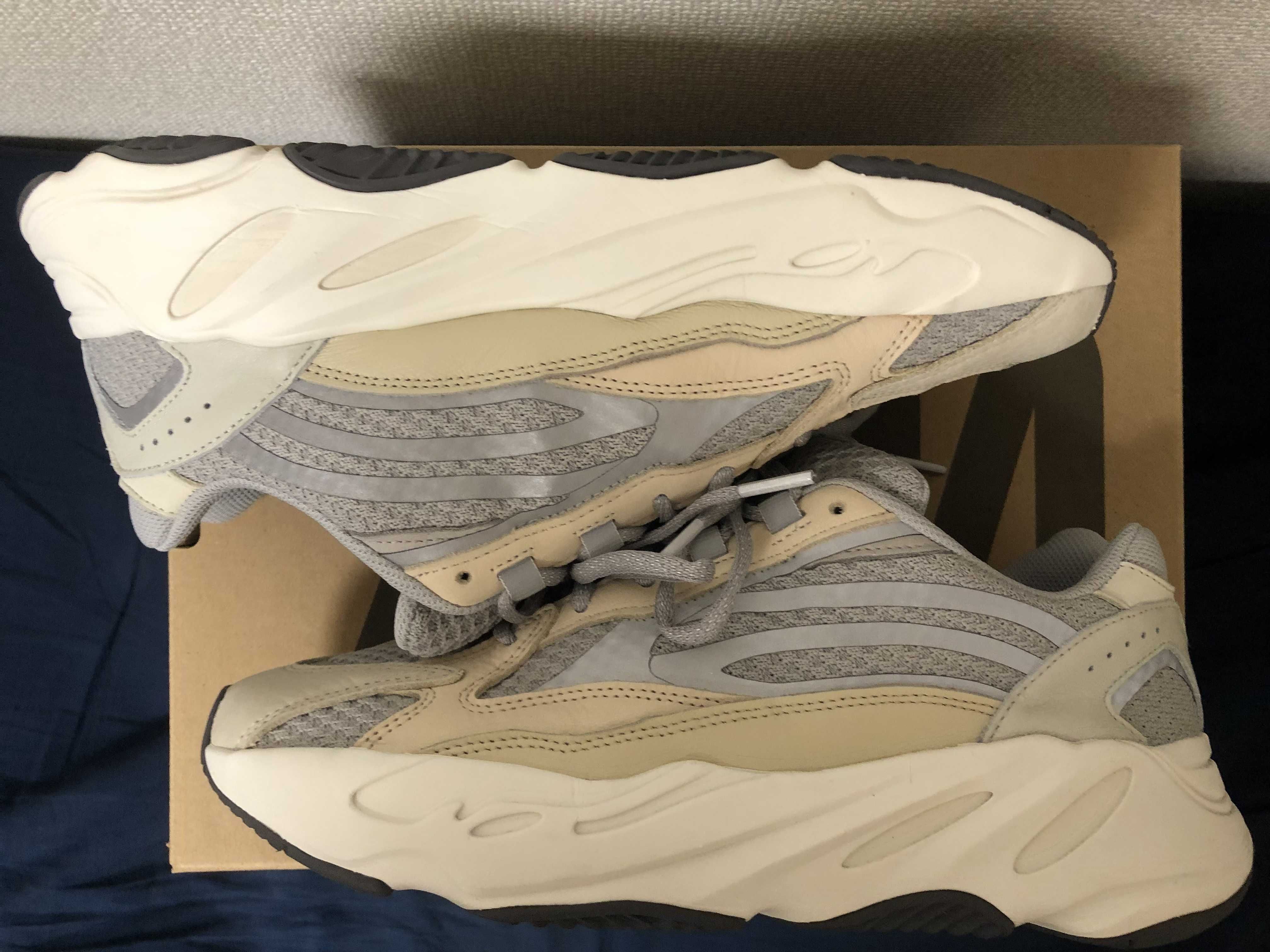 adidas YEEZY Boost 700V2 "Cream"
