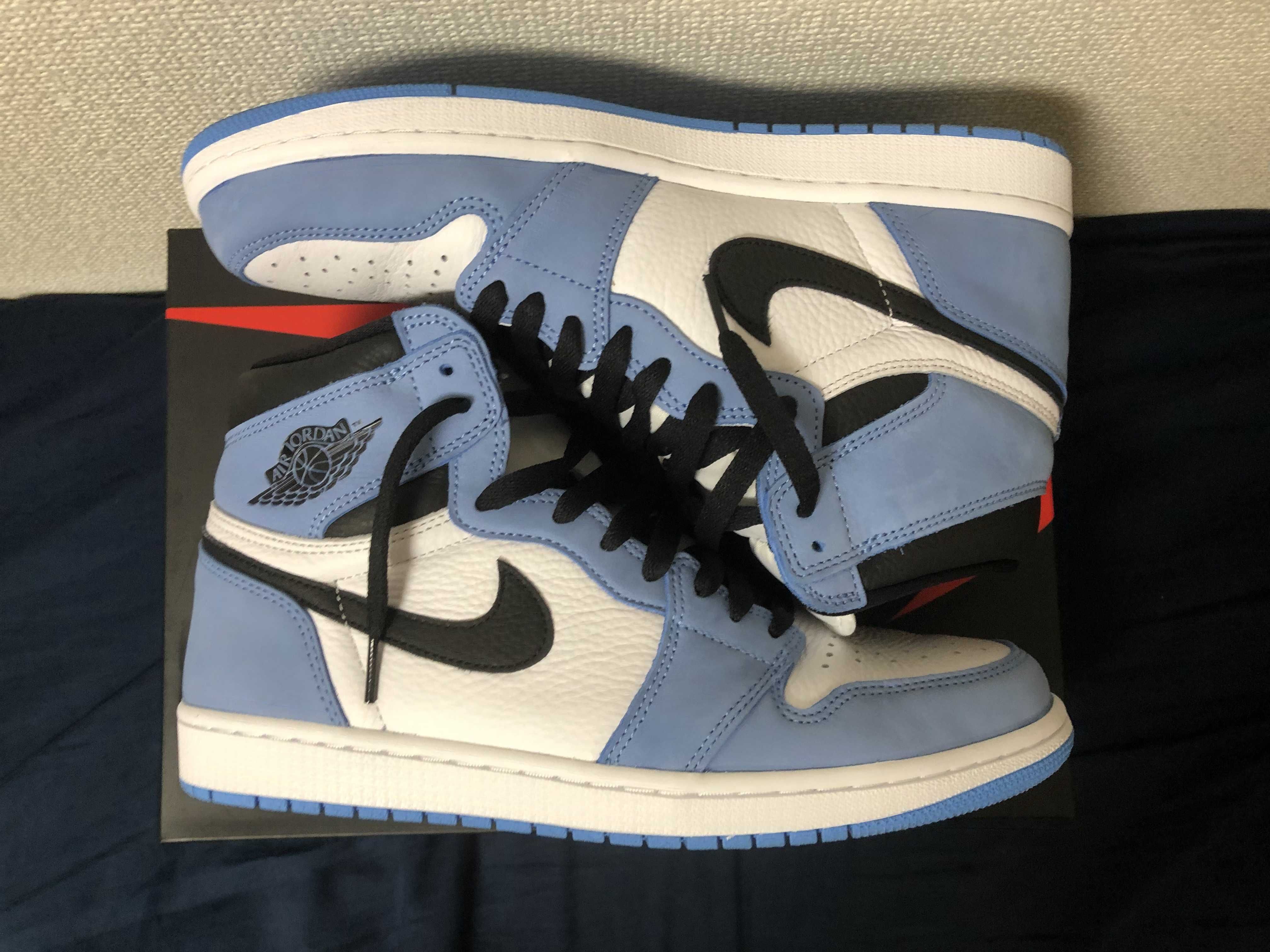 Nike Air Jordan 1 High OG "University Blue"
