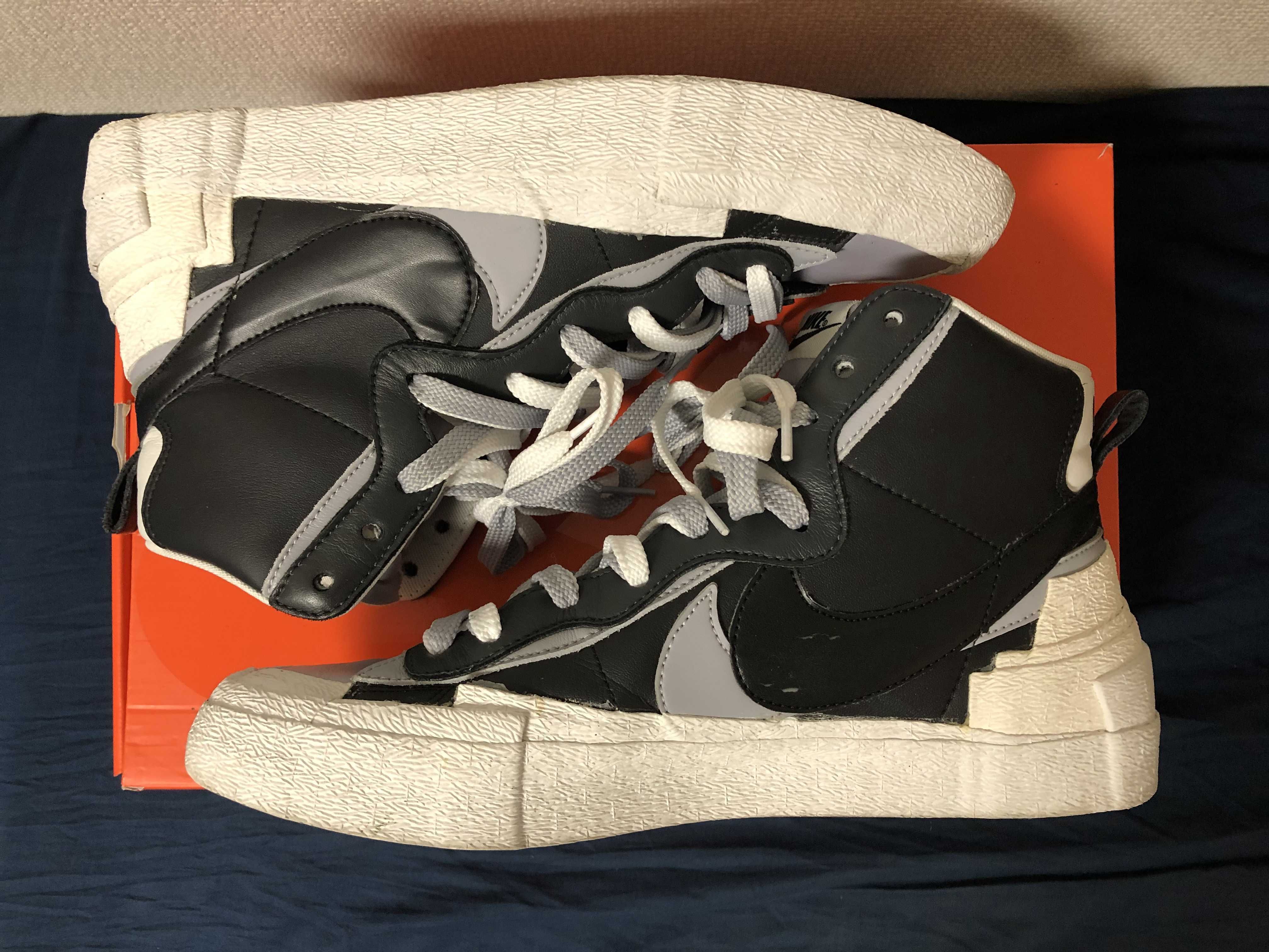 sacai × NIKE BLAZER MID "BLACK/WOLF GREY/WHITE"