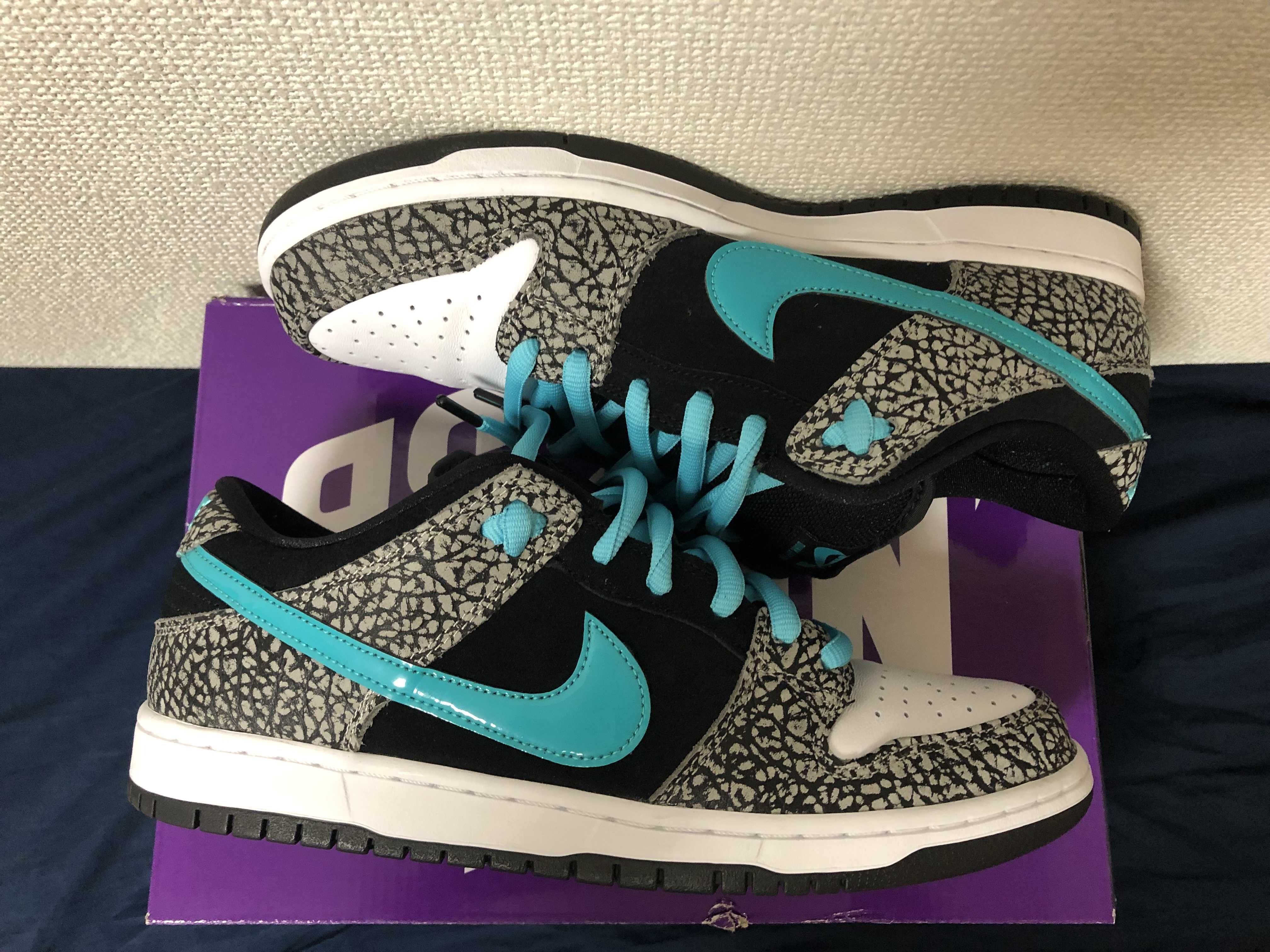 Nike SB Dunk Low "Elephant/Safari"