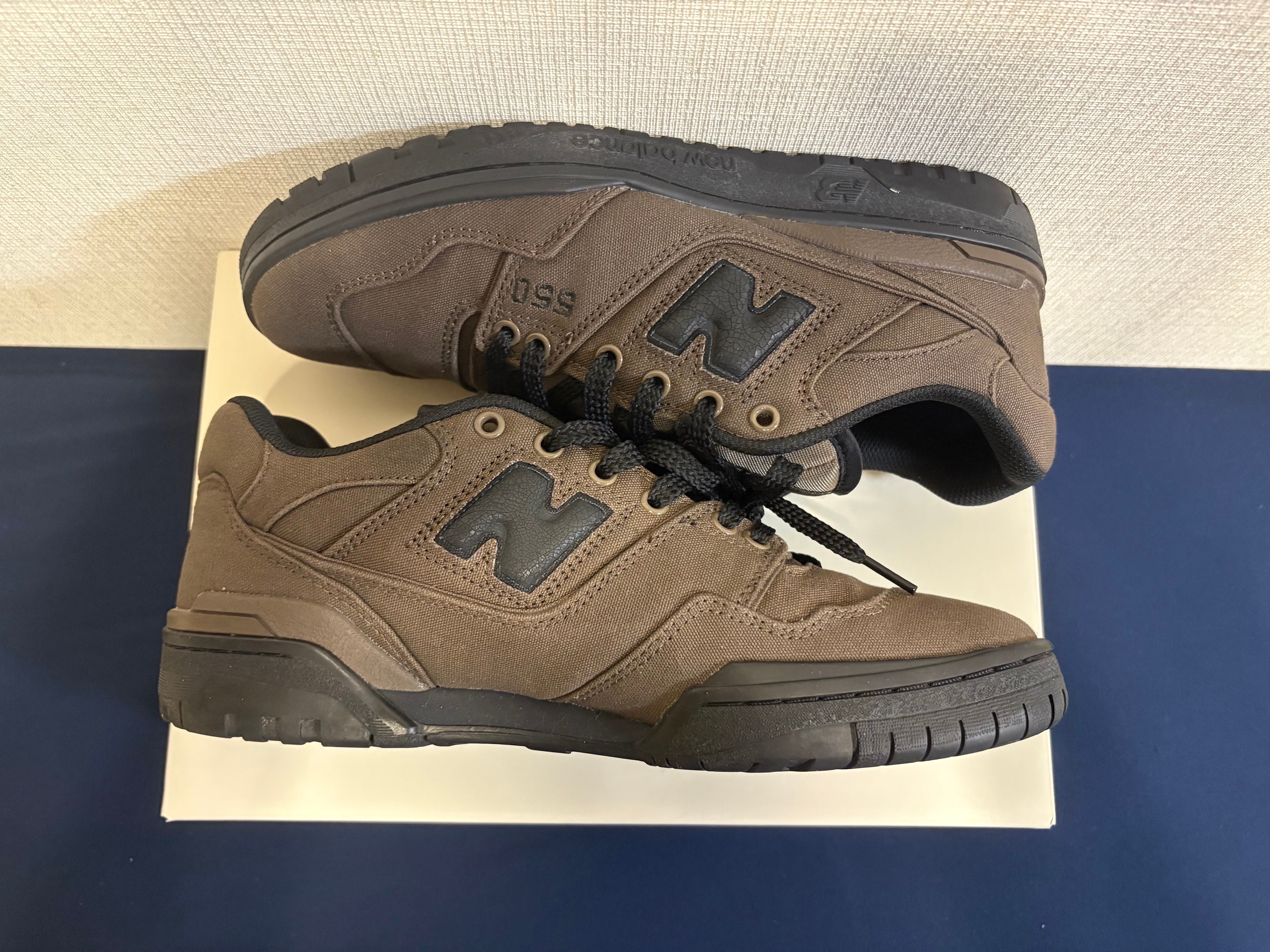 ディスイズネバーザット × ニューバランス 550 "ブラウン"