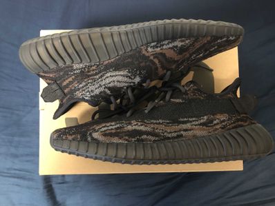 adidas YEEZY Boost 350 V2 "MX Rock"