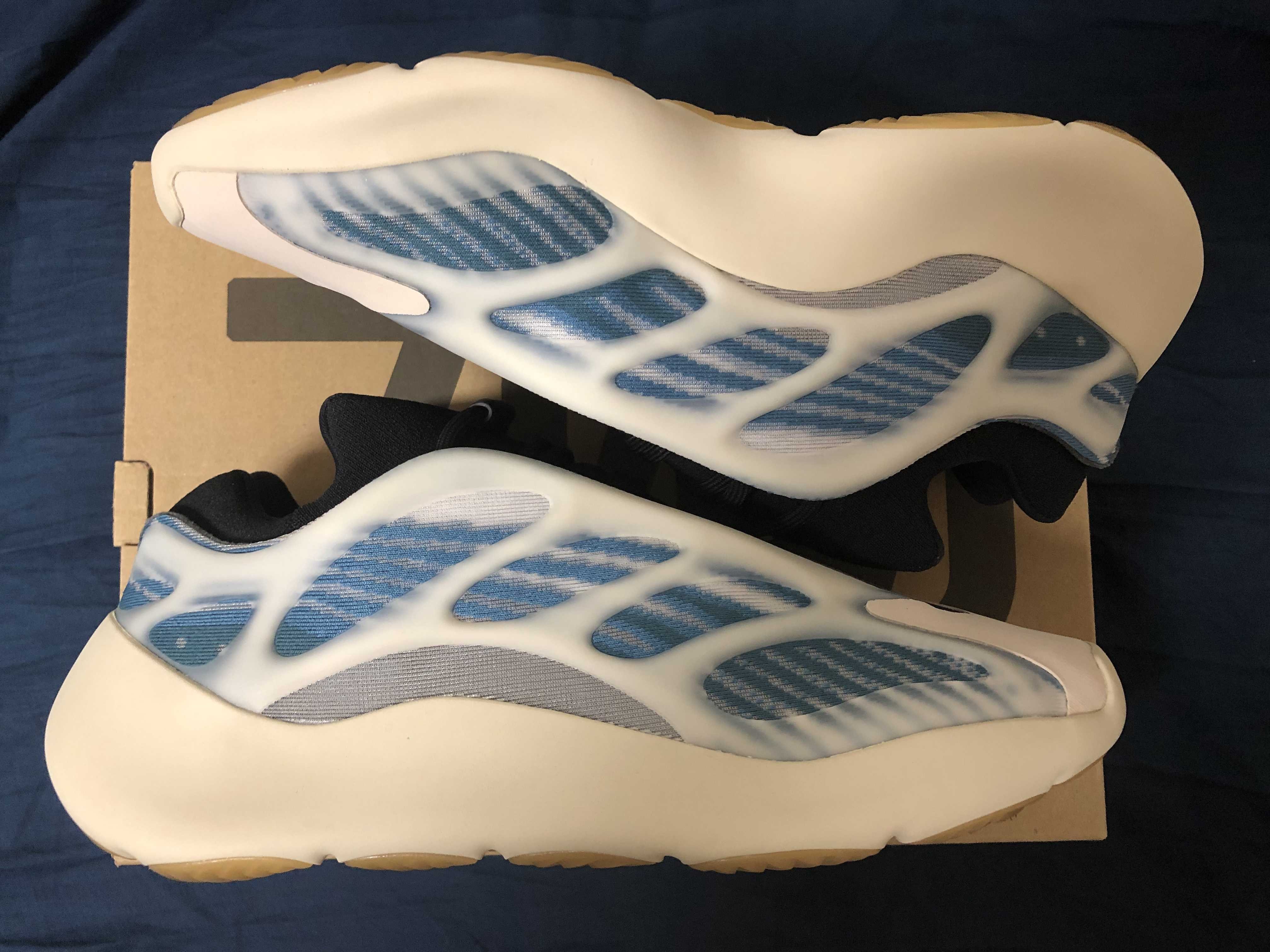 adidas YEEZY 700V3 "Kyanite"