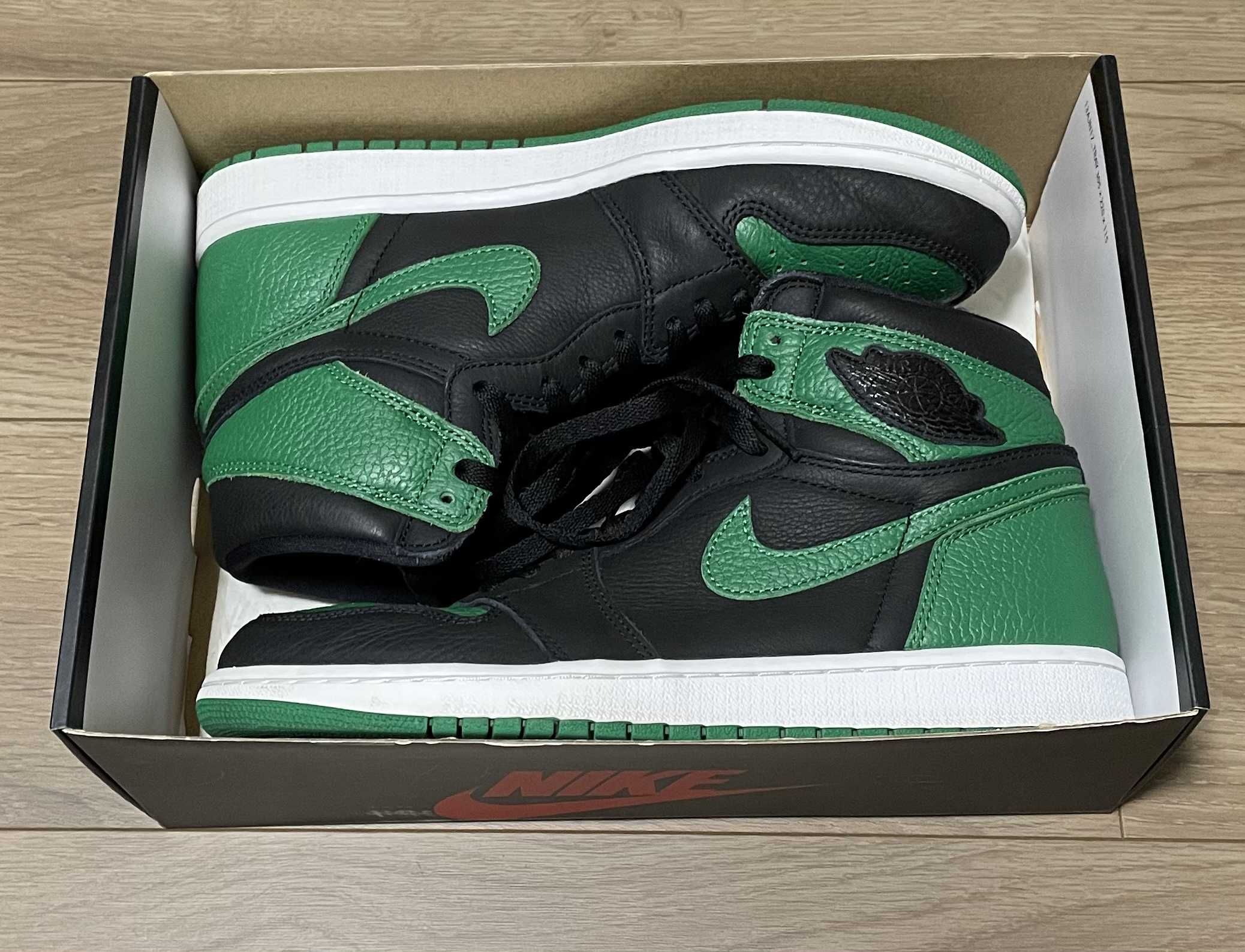Nike Air Jordan 1 Retro High OG "Black/Pine Green" (2020)