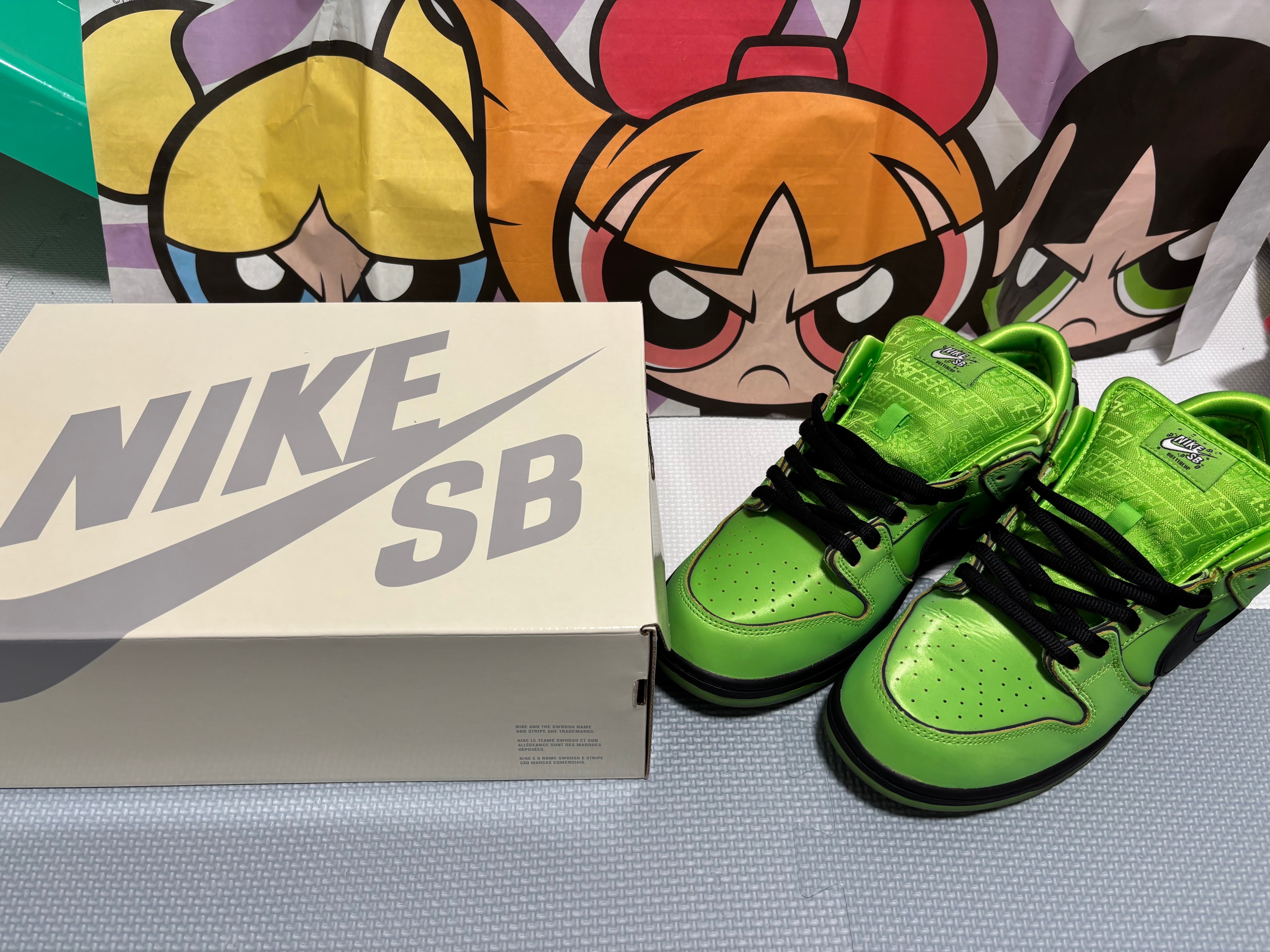 The Powerpuff Girls × Nike SB Dunk Low Pro QS "Buttercup"