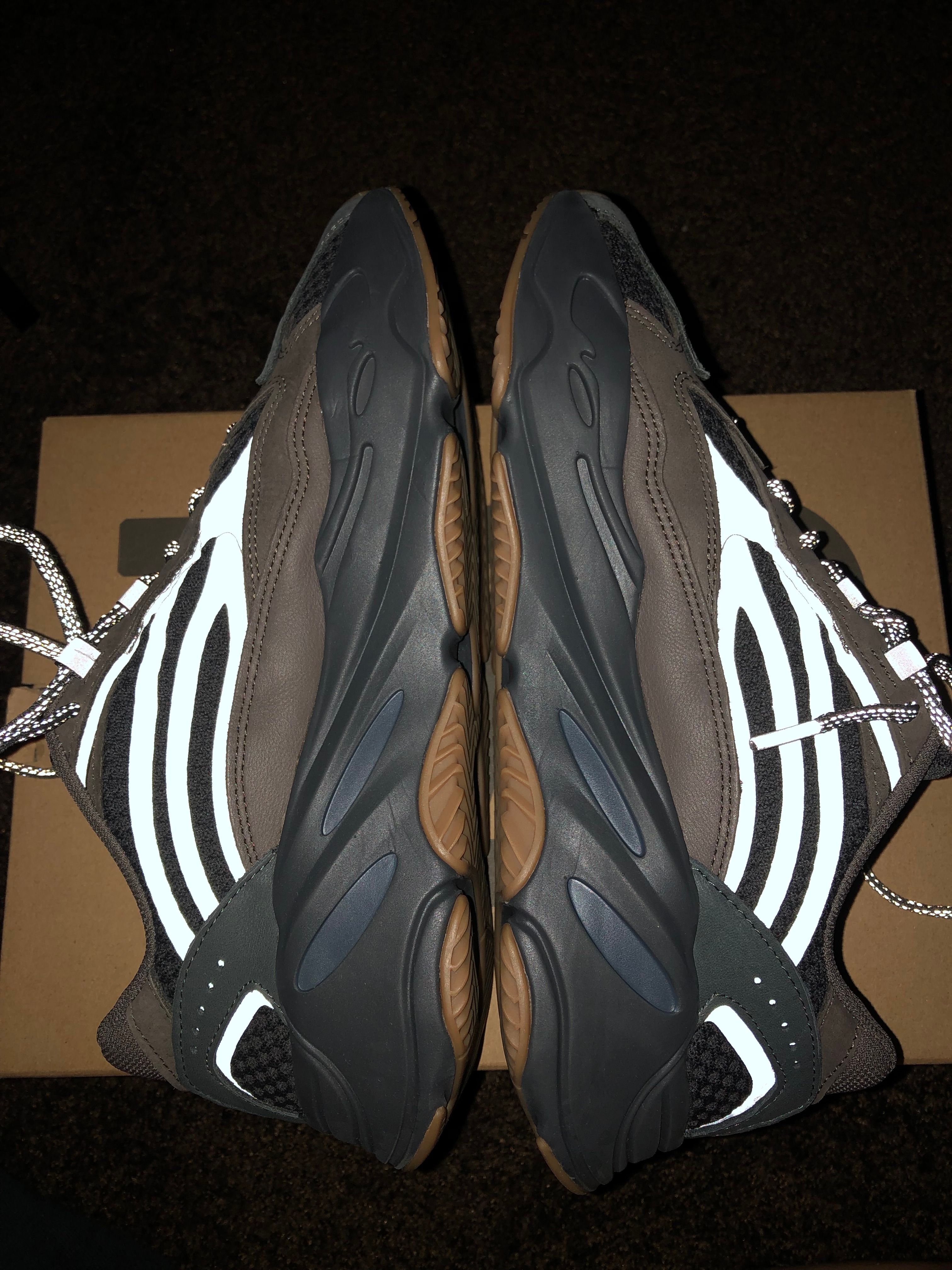 ADIDAS ORIGINALS YEEZY BOOST 700 V2 "GEODE"