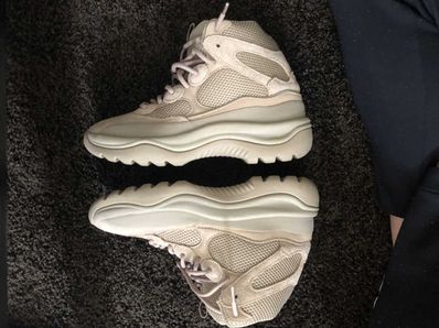 adidas YEEZY Desert Boot