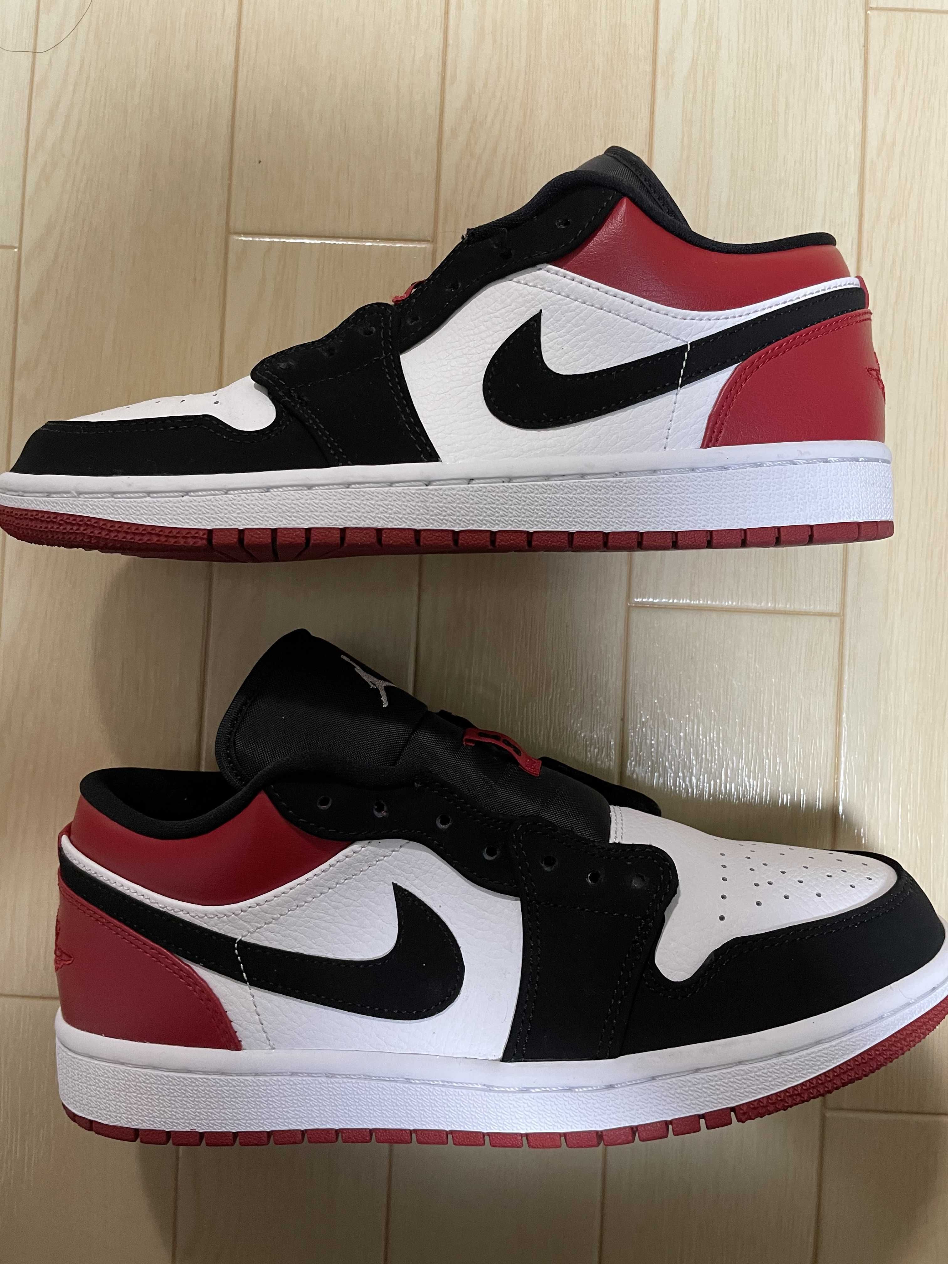 Nike Air Jordan 1 Low "Black Toe"