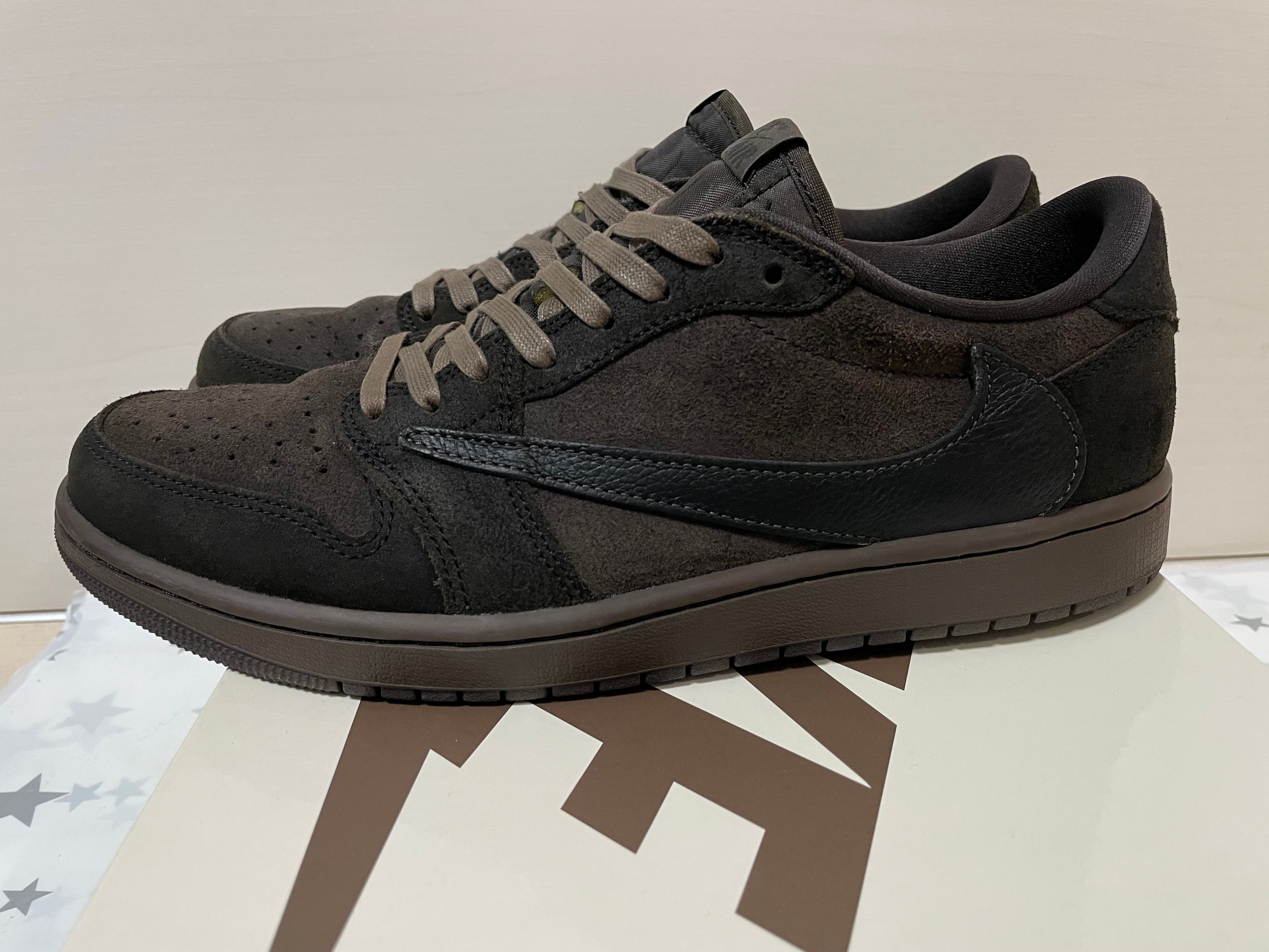 Travis Scott × Nike Air Jordan 1 Low OG SP "Velvet Brown and Dark Mocha"