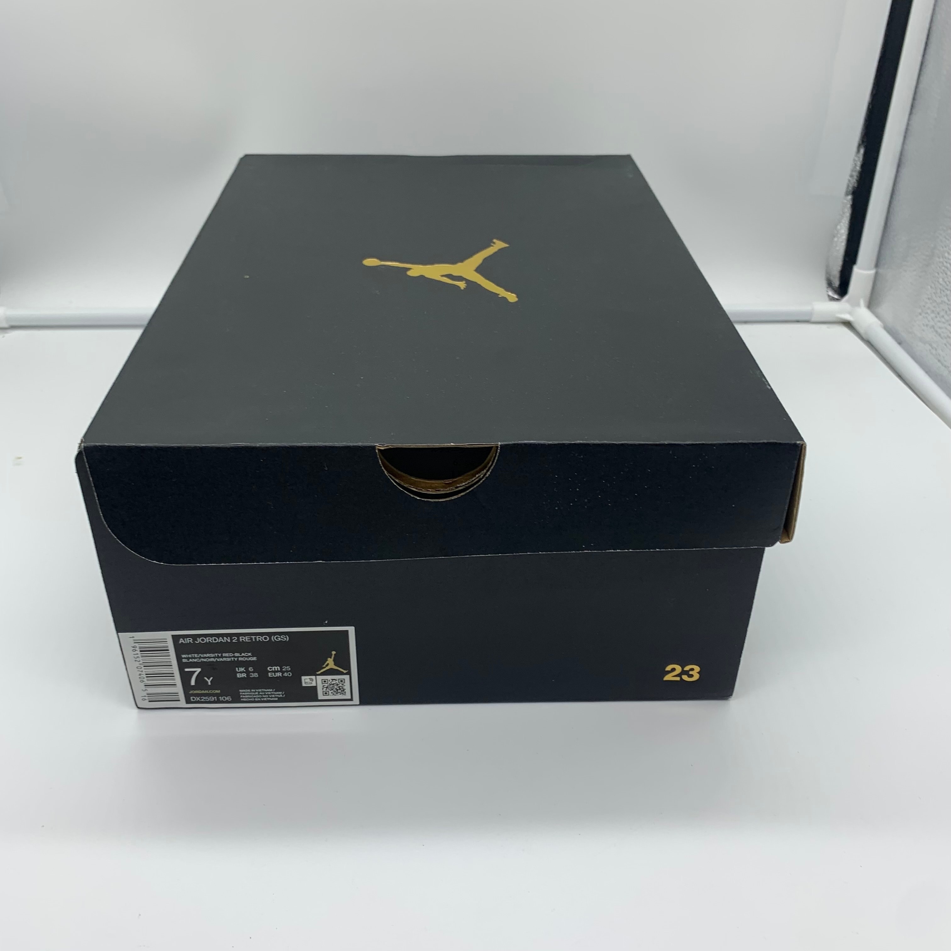 Nike GS Air Jordan 2 Retro OG "Chicago" (2022)