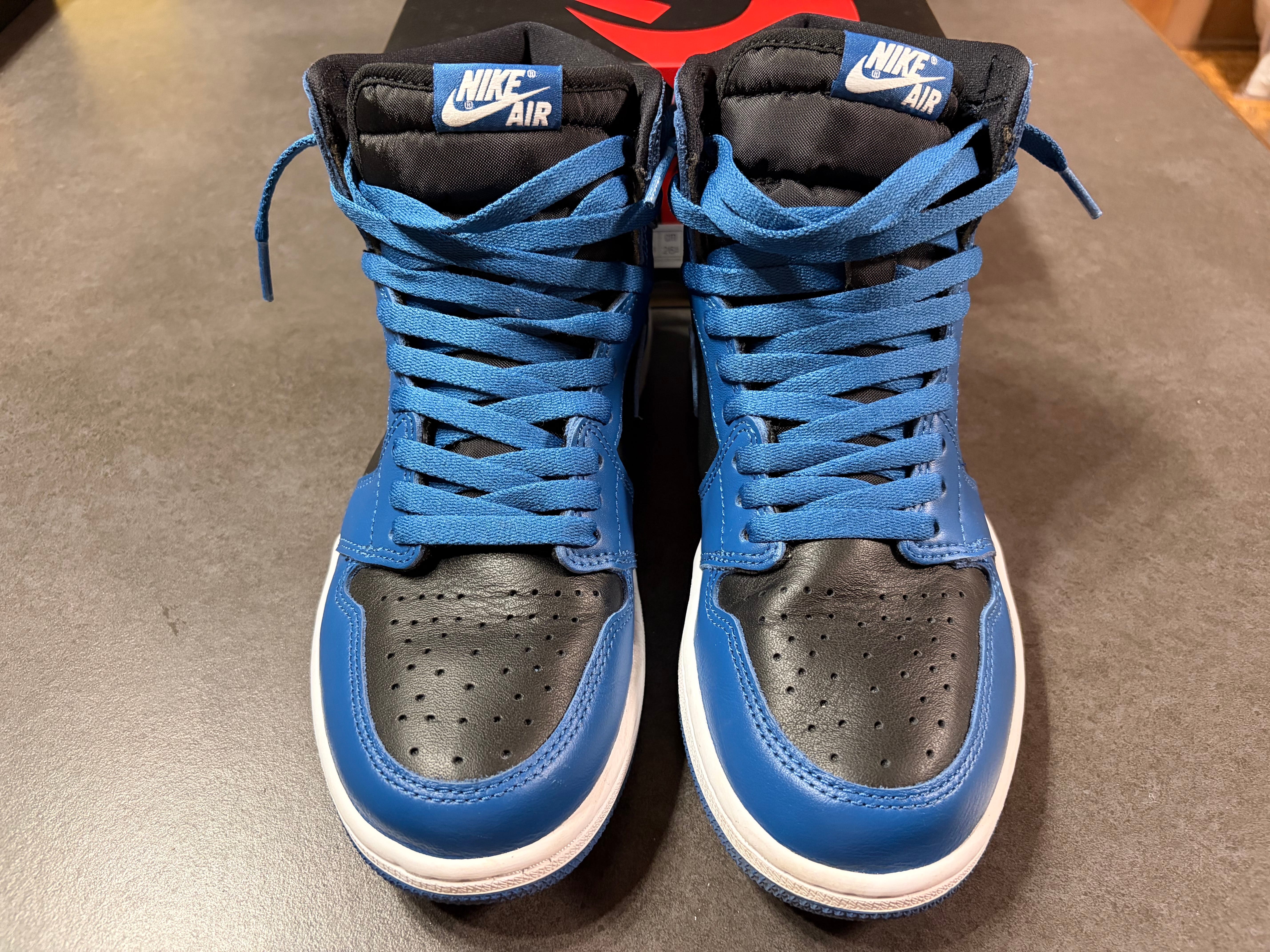 Nike Air Jordan 1 Retro High OG "Dark Marina Blue"