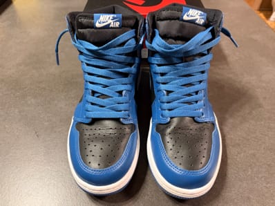 Nike Air Jordan 1 Retro High OG "Dark Marina Blue"