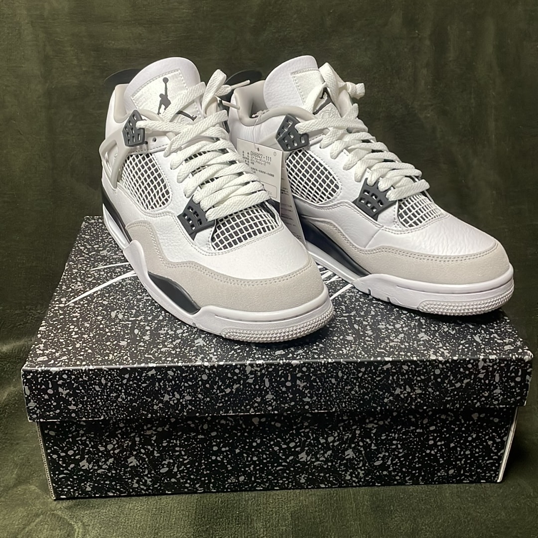 Nike Air Jordan 4 