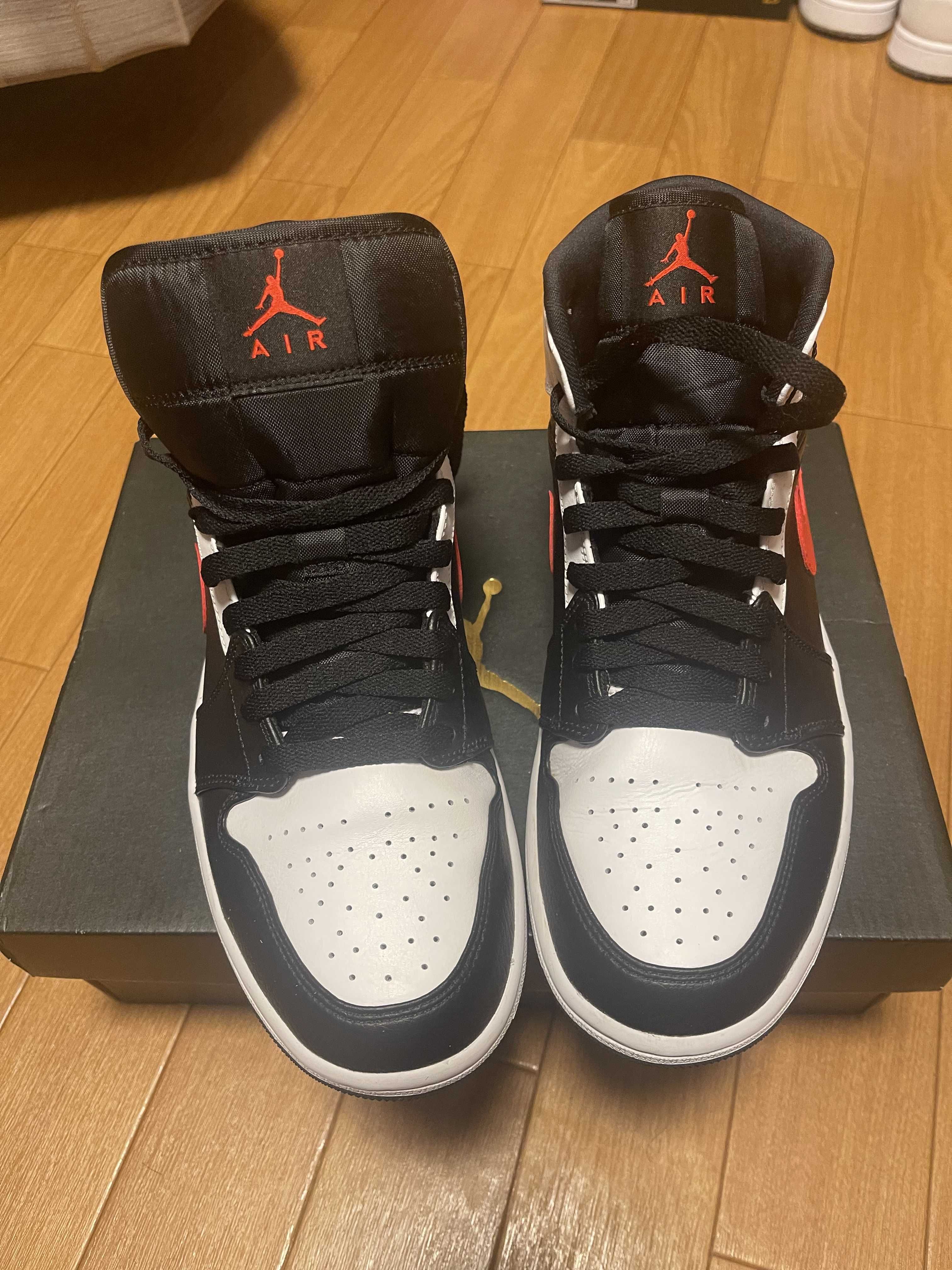 NIKE AIR JORDAN 1 MID "BLACK/CHILE RED/WHITE"