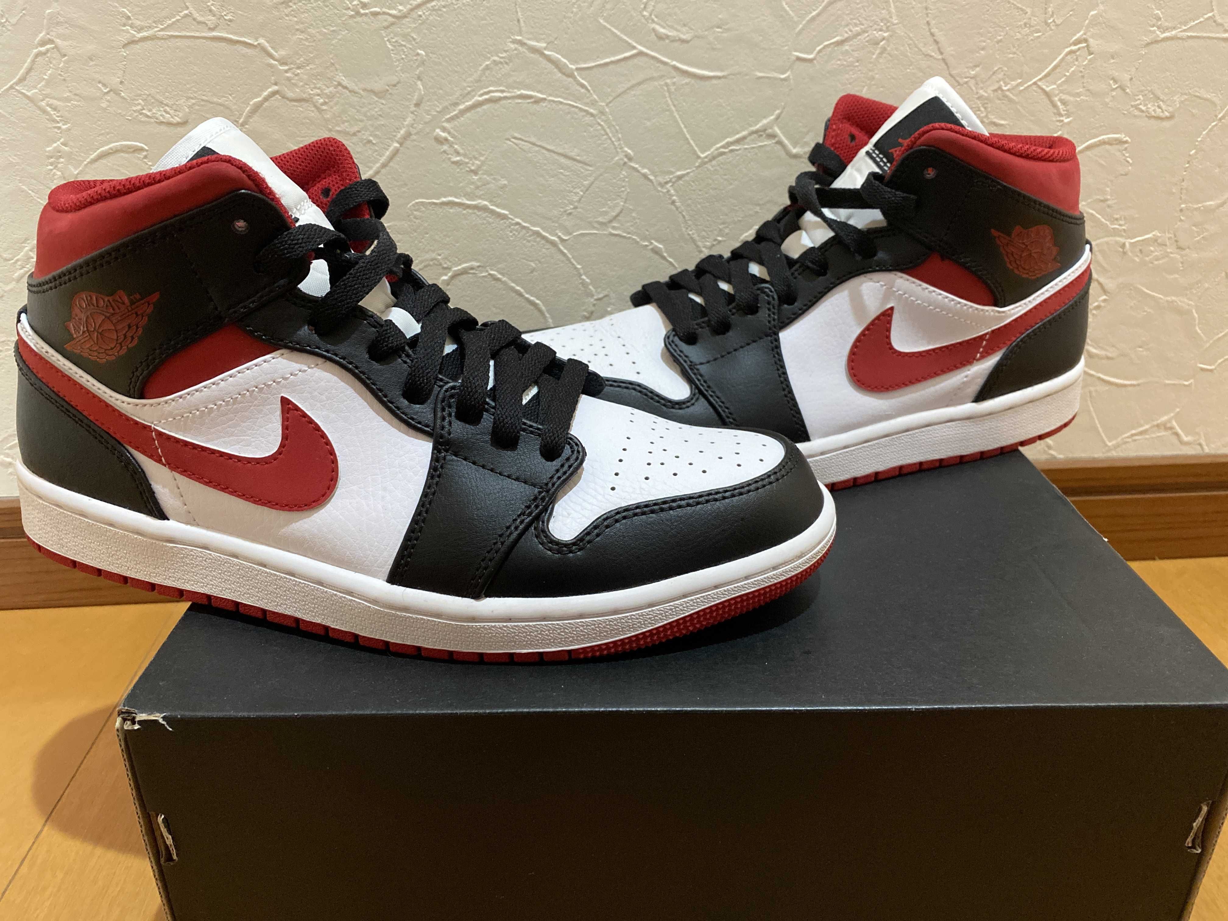 Nike Air Jordan 1 Mid "White/Gym Red Black"
