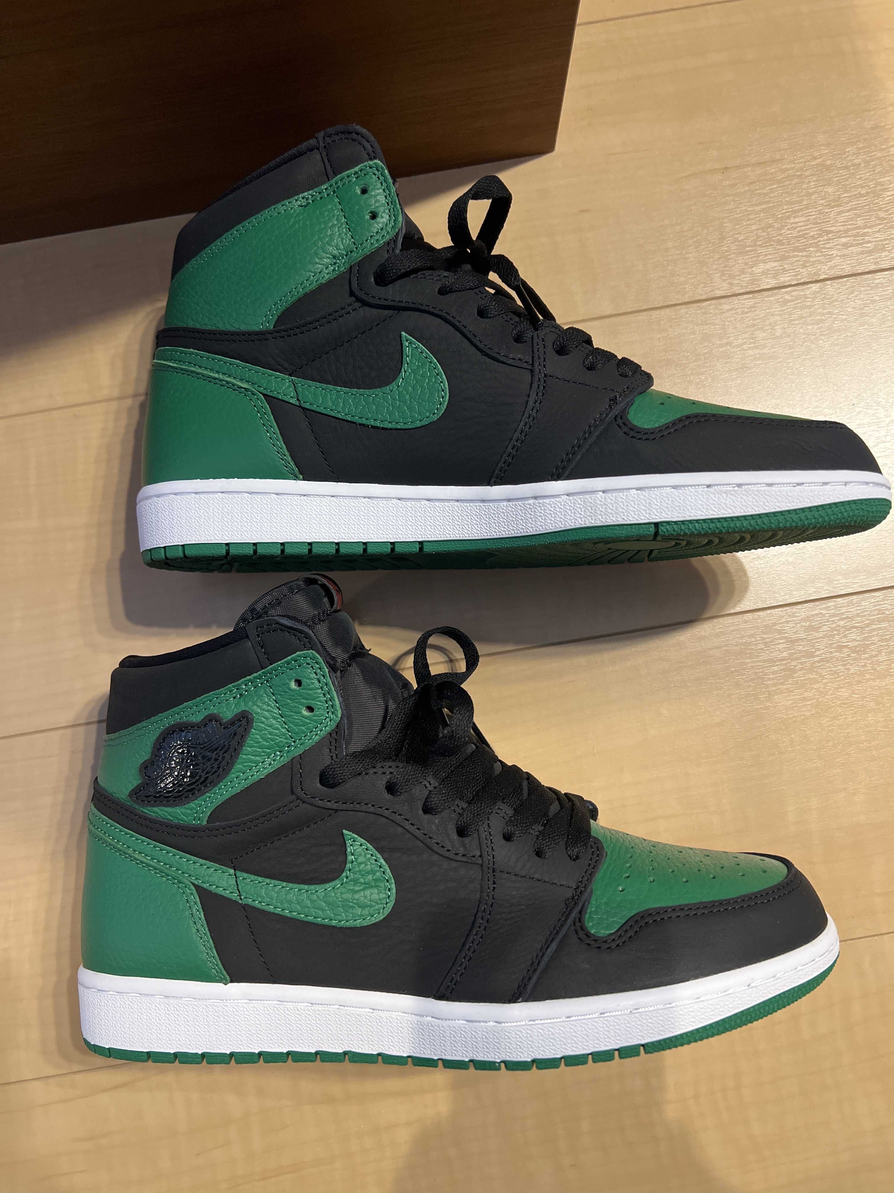 Nike Air Jordan 1 Retro High OG "Black/Pine Green" (2020)      