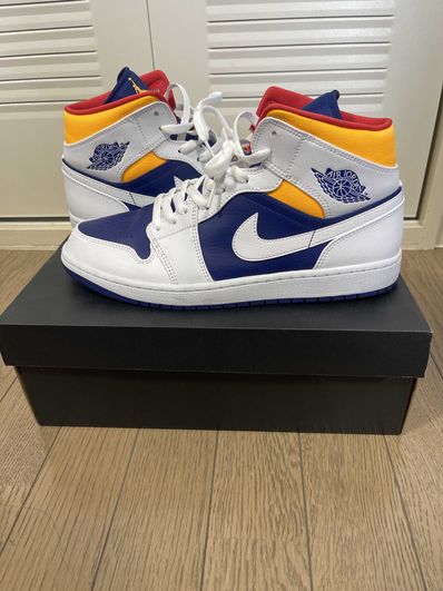 NIKE AIR JORDAN 1 MID "WHITE/NAVY/YELLOW"