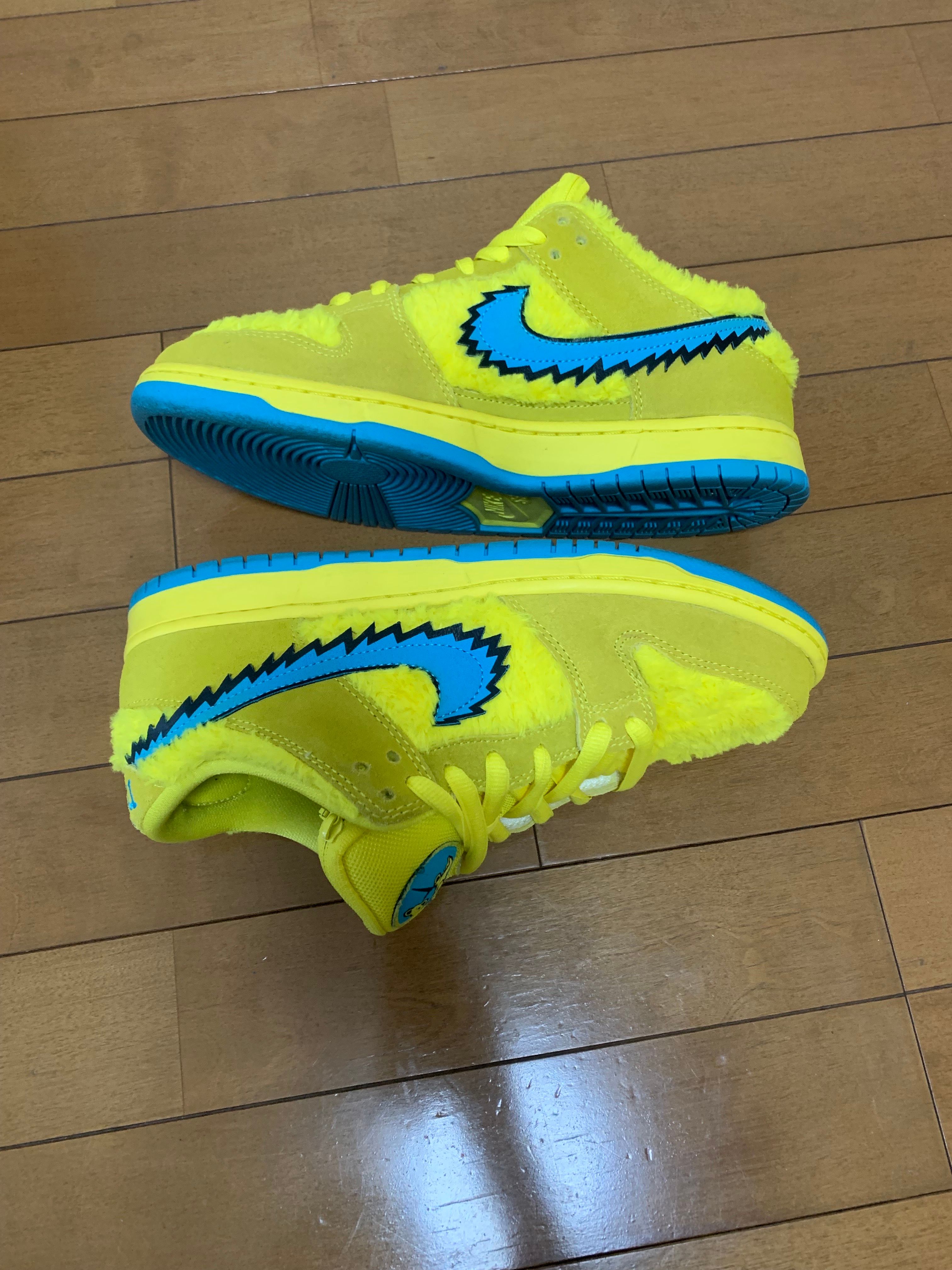 Grateful Dead × Nike SB Dunk Low "Yellow Bear"