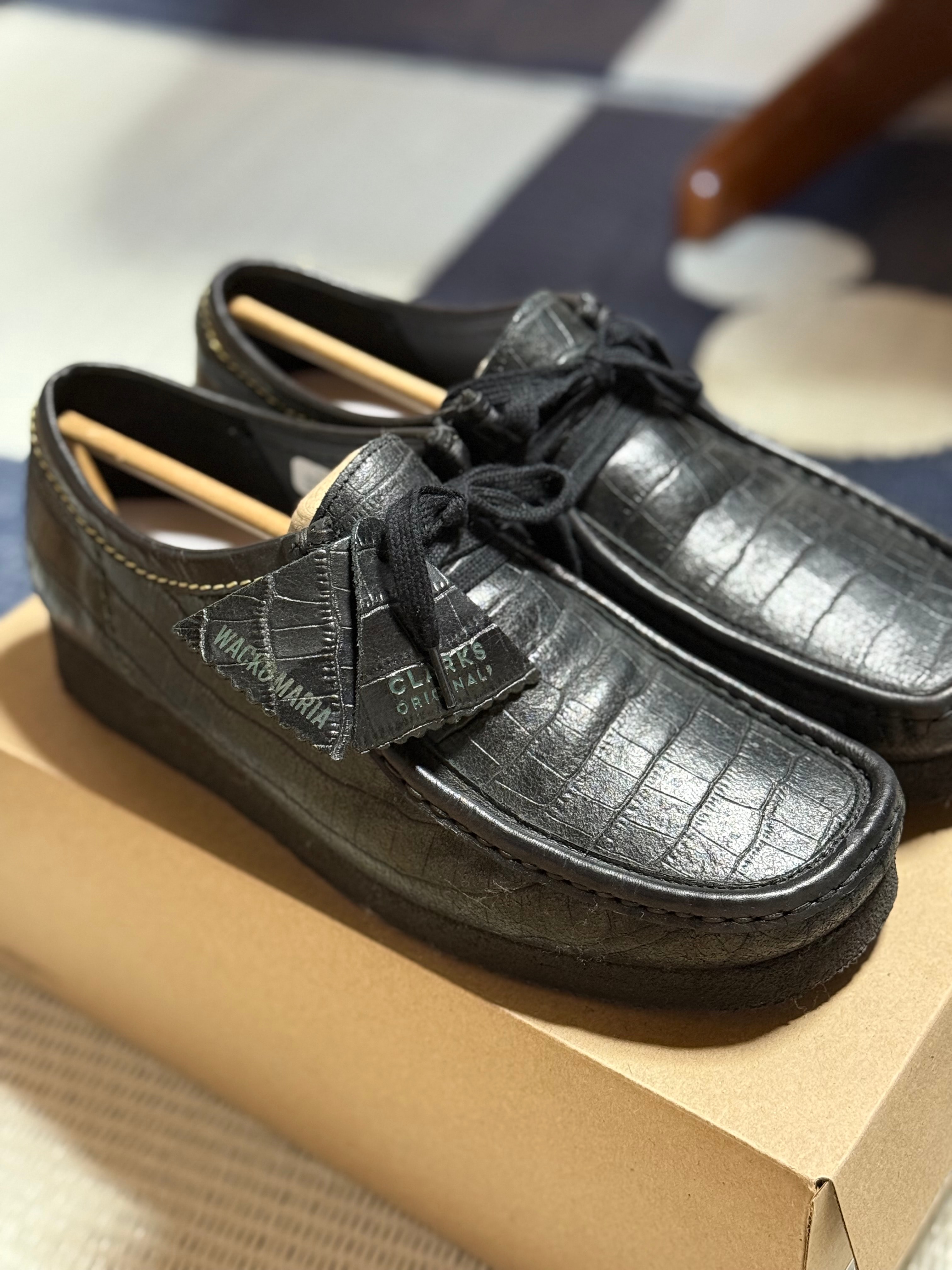 ワコマリア × クラークス ワラビー クロコダイル エンボスト レザー "ブラック"
