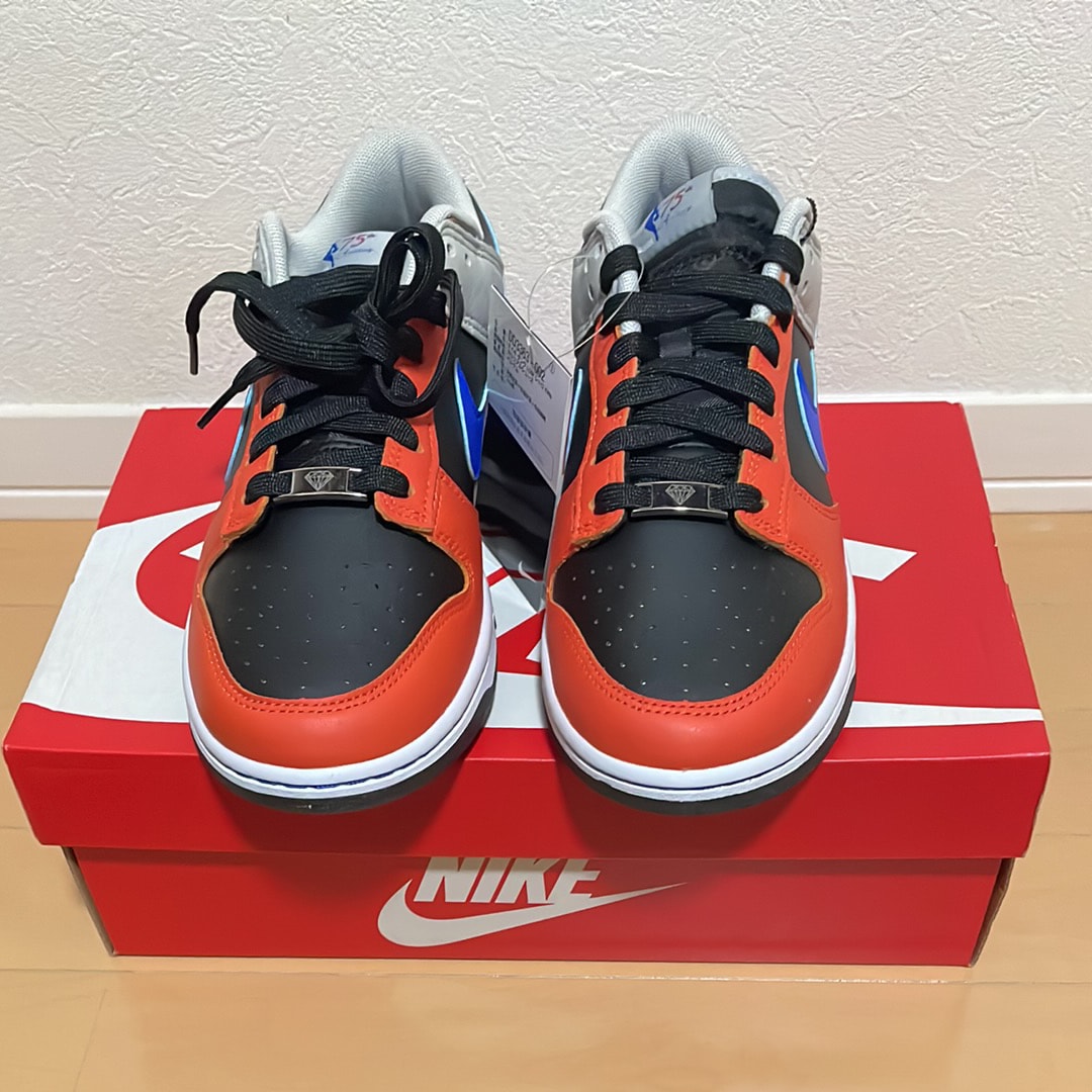 NBA × Nike Dunk Low EMB 75th Anniversary "New York Knicks"