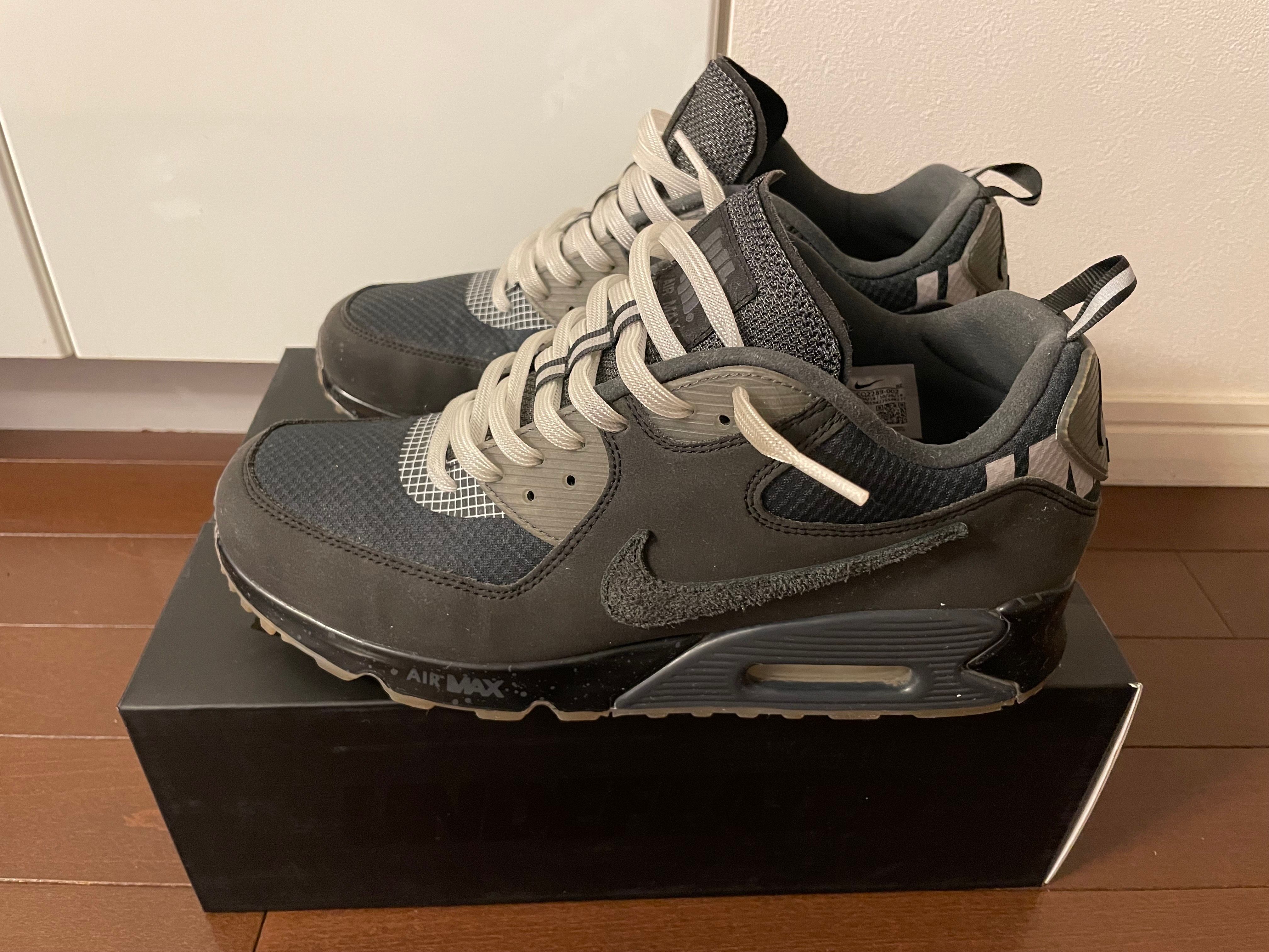 UNDEFEATED × Nike Air Max 90 "Black/Rush Pink"