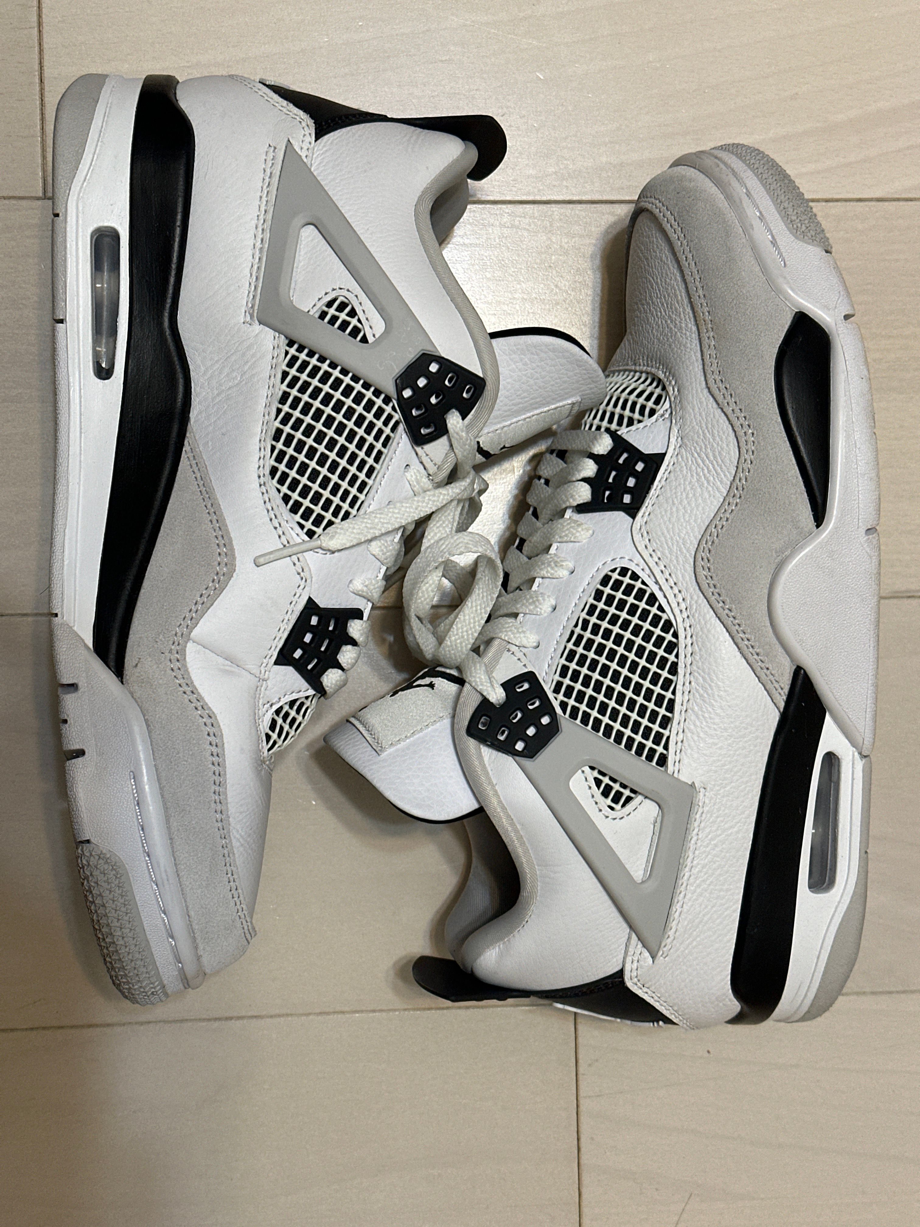 Nike Air Jordan 4 "Military Black"