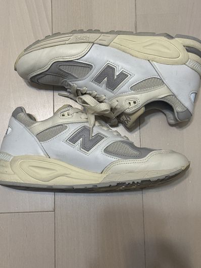 New Balance 990V2 "Sea Salt"