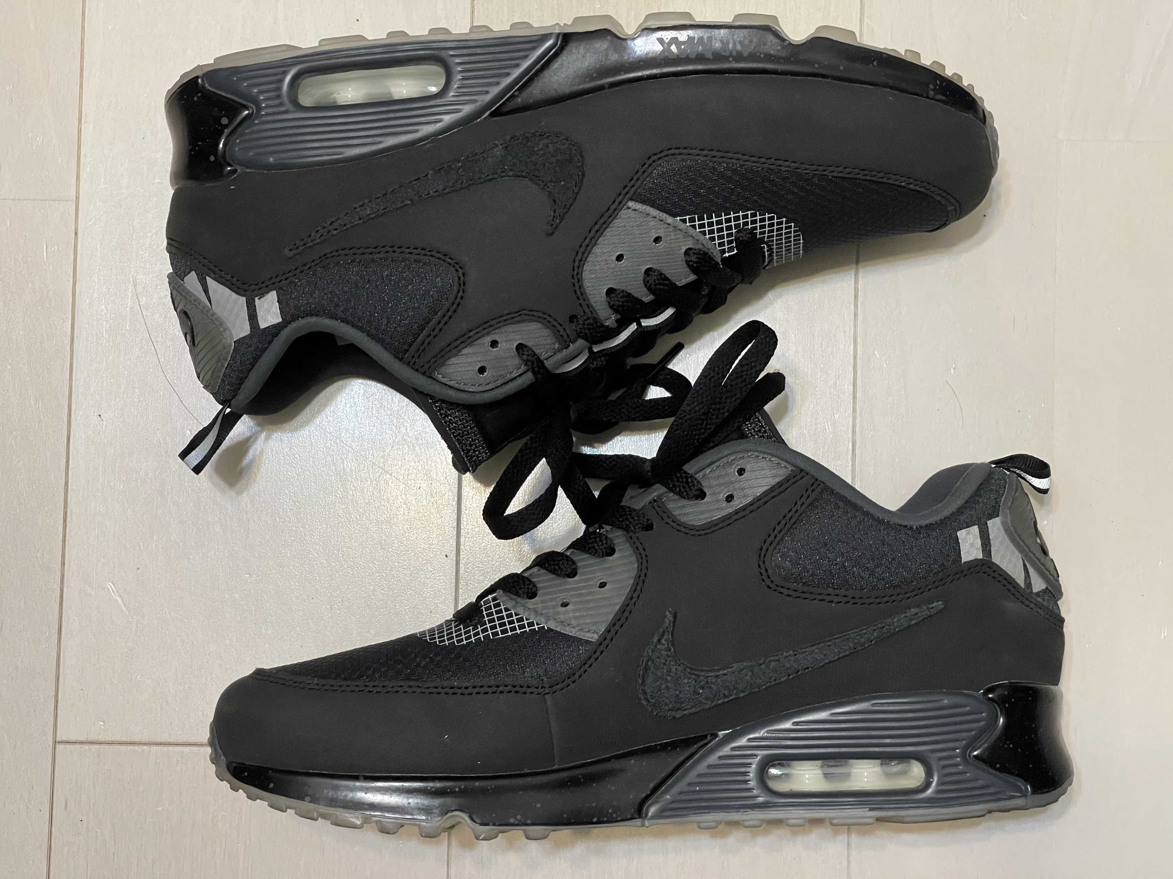 UNDEFEATED × Nike Air Max 90 "Black/Rush Pink"