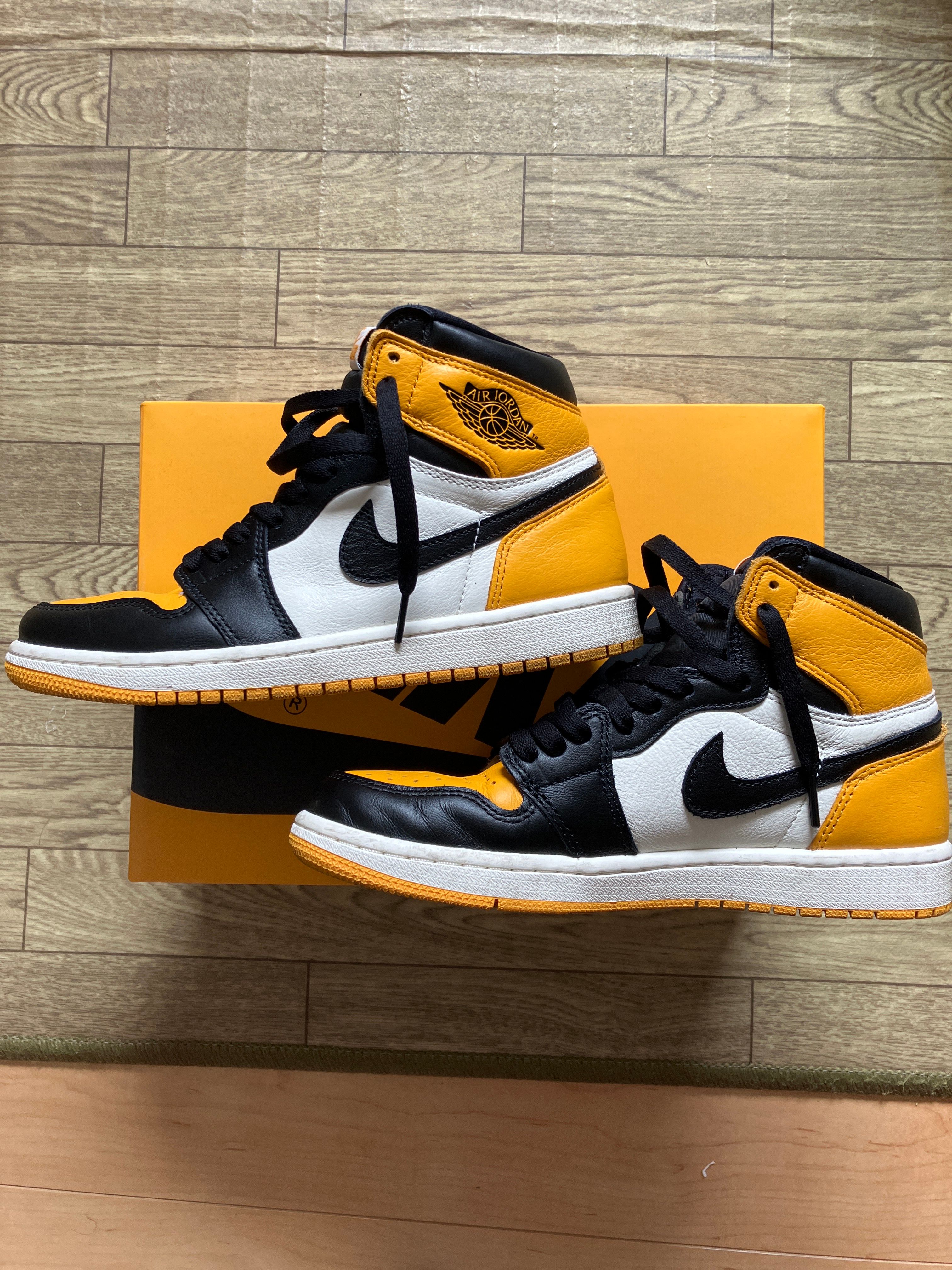 Nike Air Jordan 1 Retro High OG "Taxi"