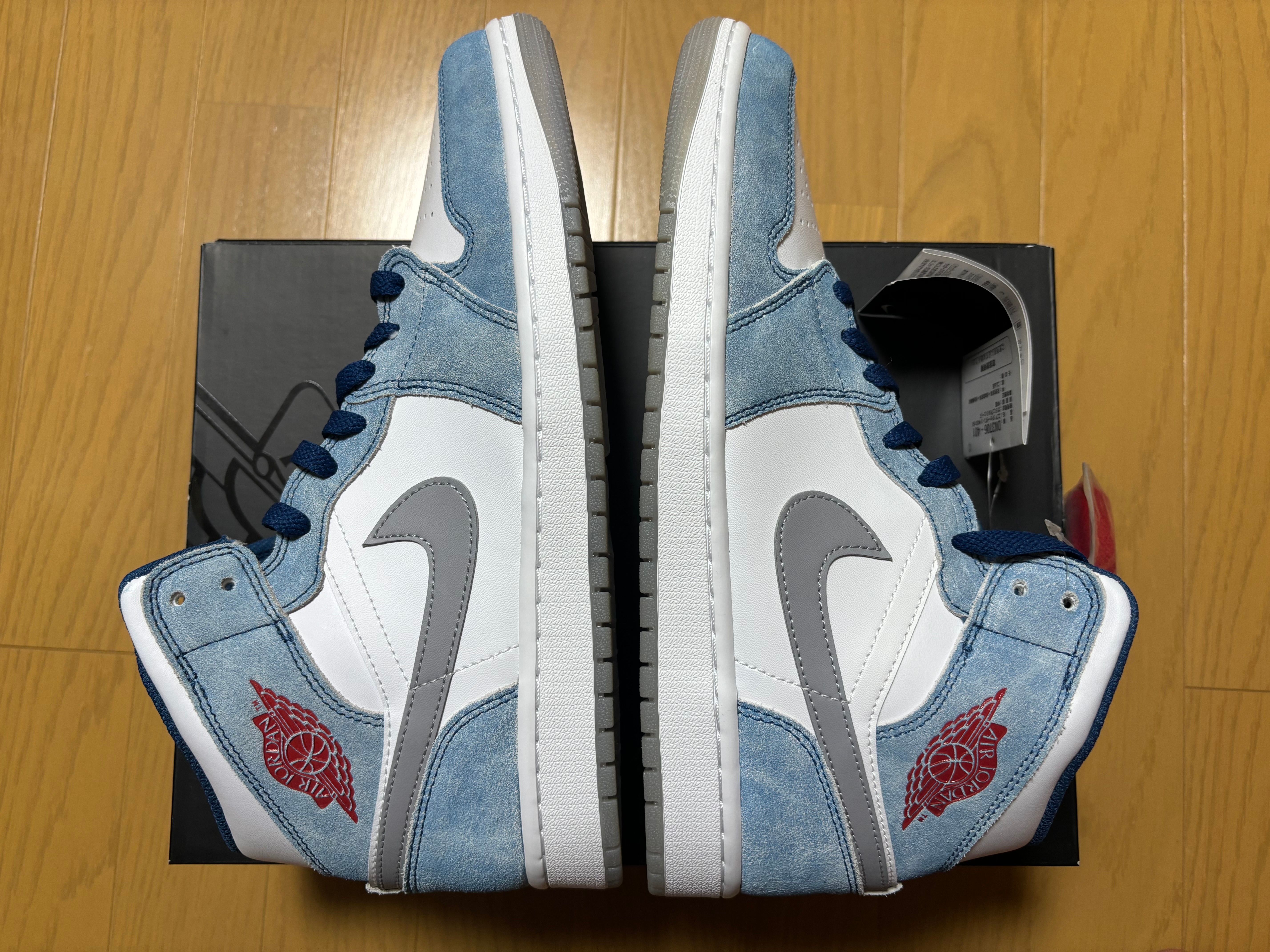 Nike Air Jordan 1 Mid SE "White/Hyper Royal/Red"