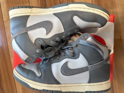 Nike Dunk High Retro SE Vintage "Light Bone and Tumbled Grey"