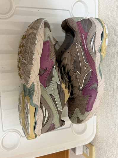 Mizuno Wave Rider 10 "Footpatrol Rust"