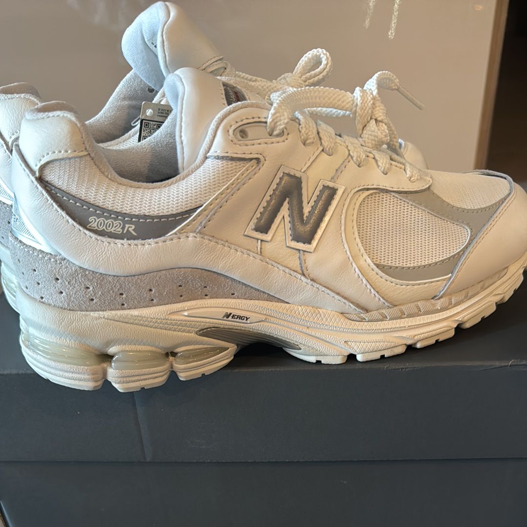 New Balance 2002R GORE-TEX "White/Brighton Grey"