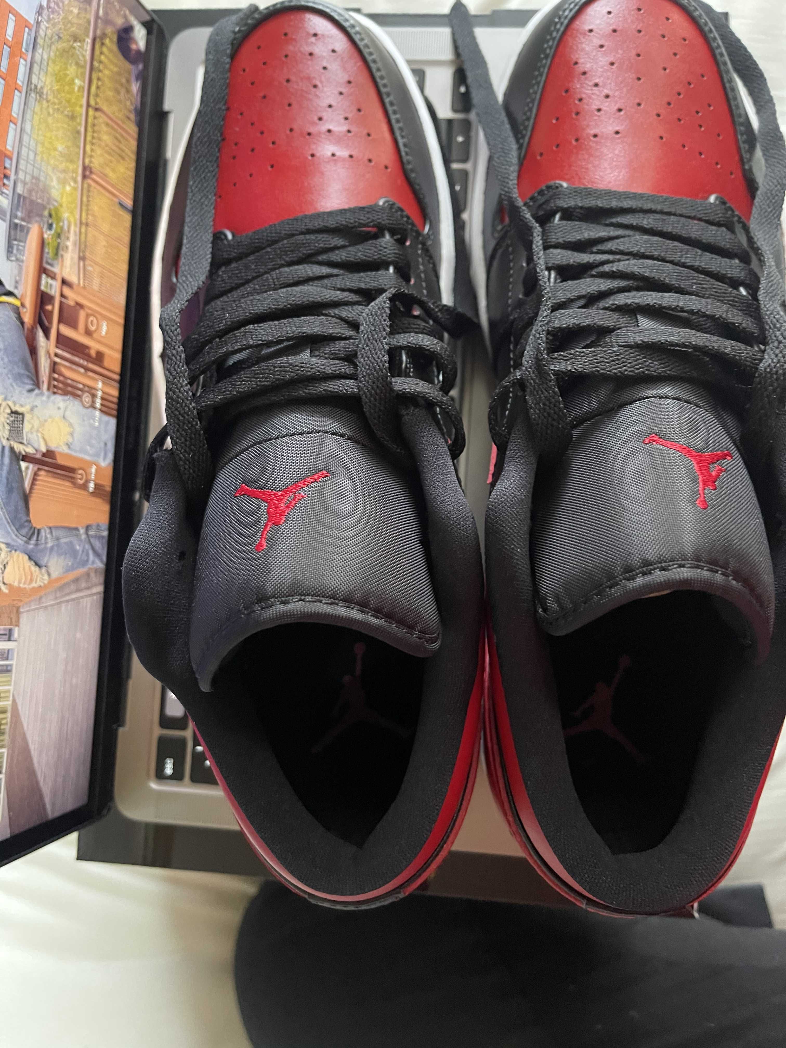 Nike Air Jordan 1 Low "Varsity Red"   