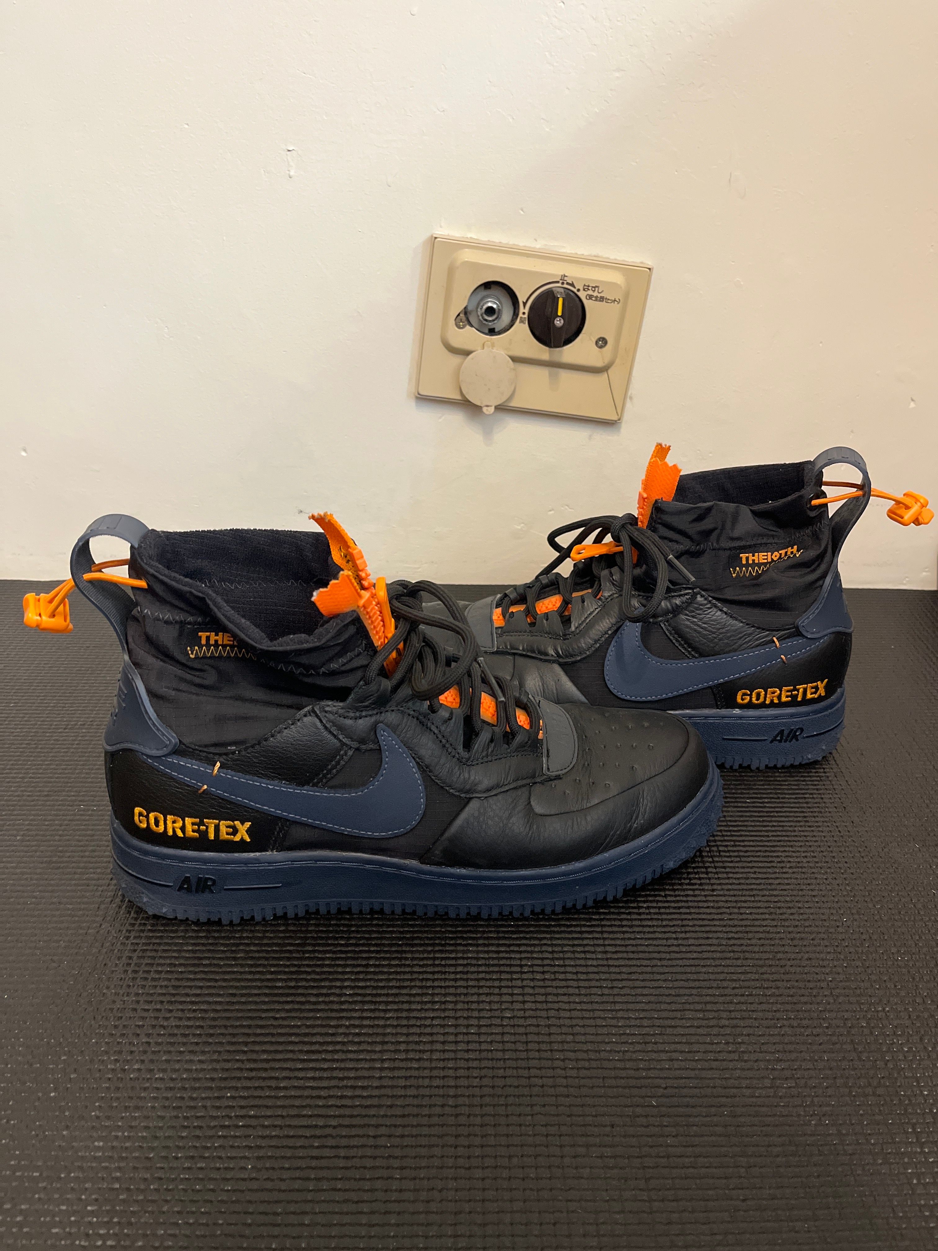 Nike Air Force 1 High Gore-Tex "Thunder Blue/Bright Ceramic"