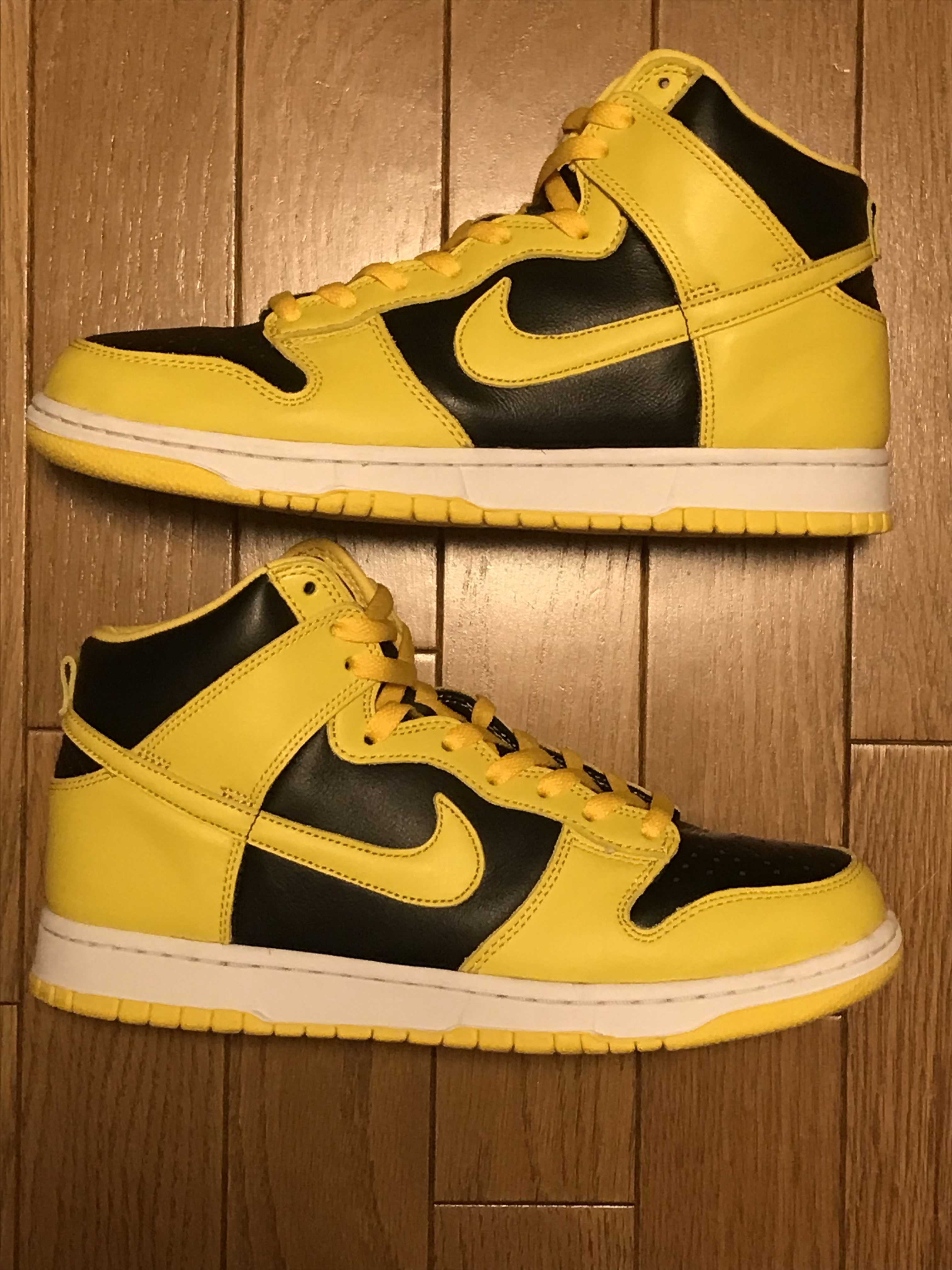 Nike Dunk High "Black/Varsity Maize"