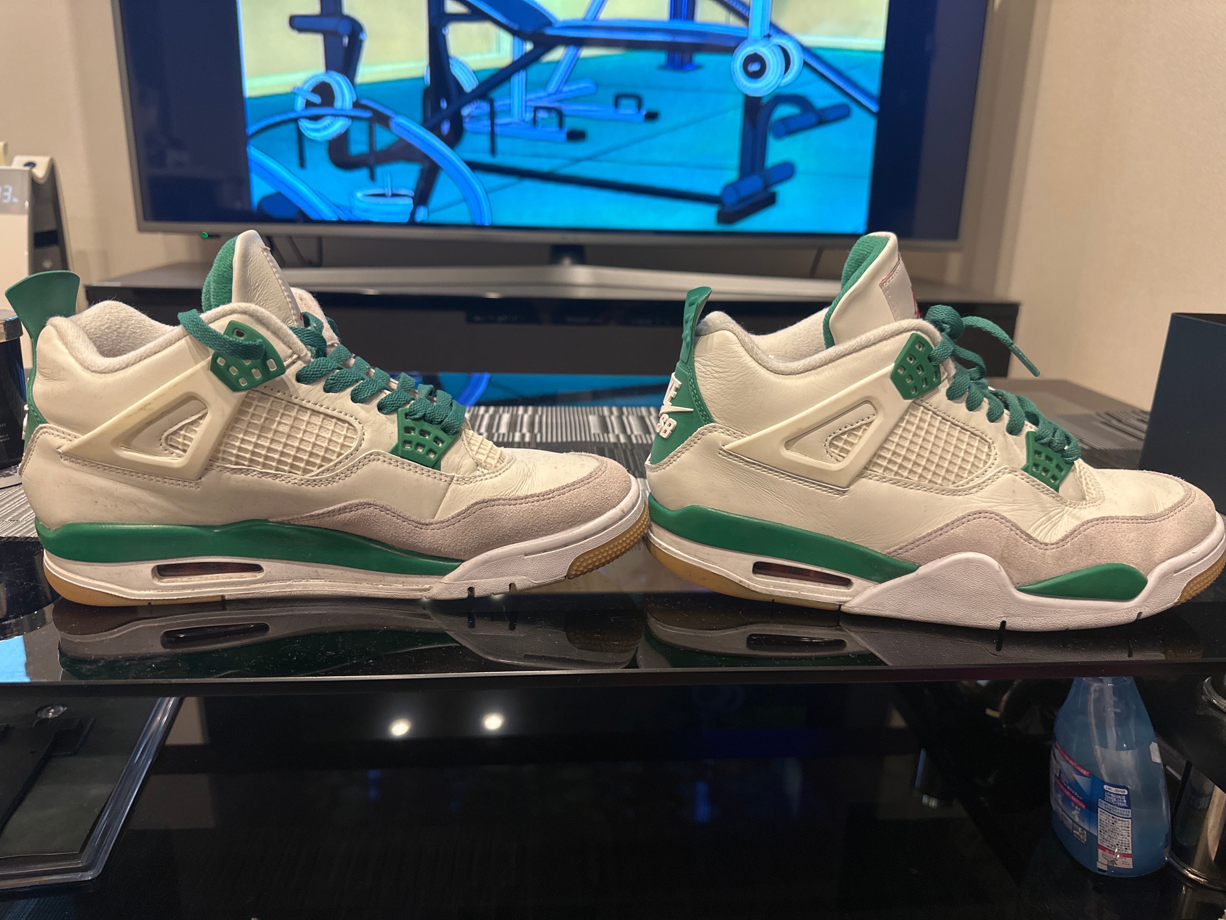 Nike SB × Air Jordan 4 Retro SP "Pine Green"