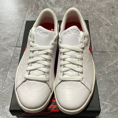 Nike Air Jordan 1 Low Centre Court "University Red"