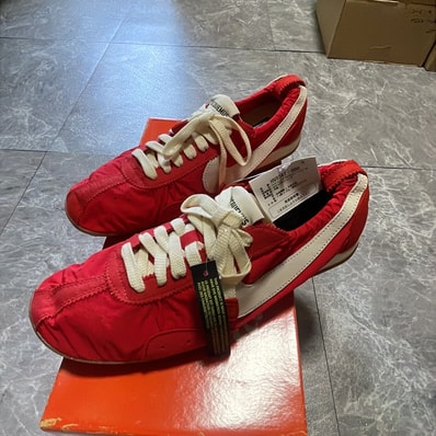 Jacquemus × Nike Women's Moon Shoe SP "University Red"