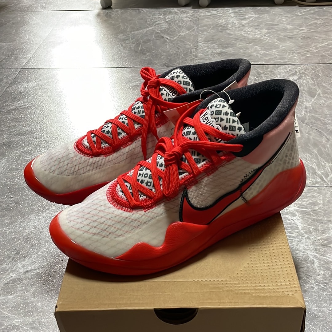 Nike KD 12 "YouTube"