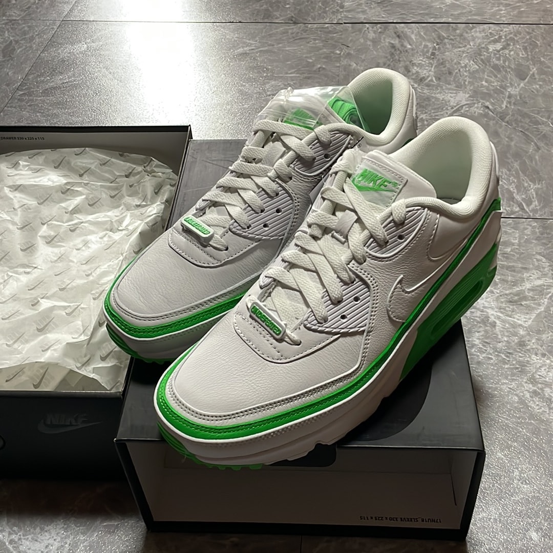 UNDEFEATED × Nike Air Max 90 "White/Green"