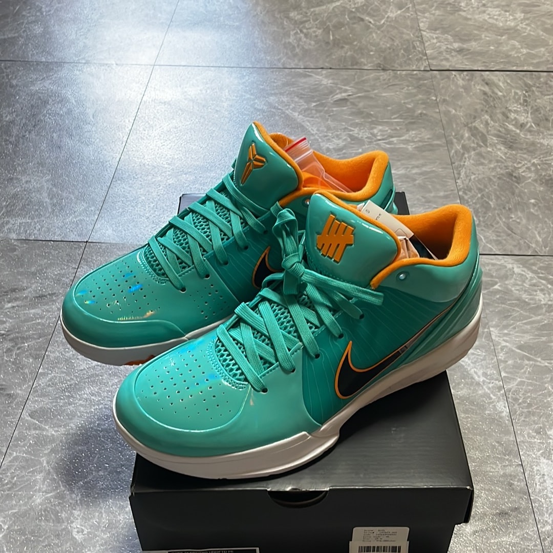 UNDEFEATED × Nike Kobe 4 Protro "Hyper Jade"