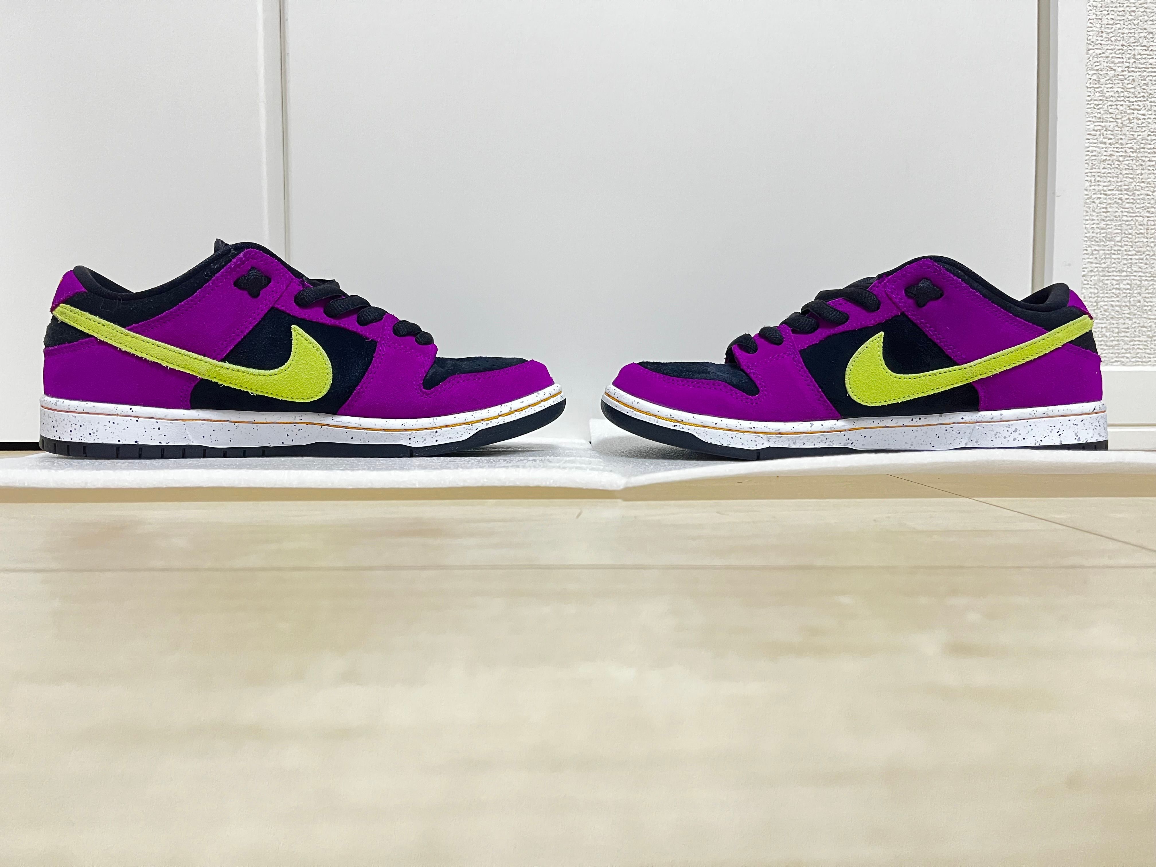 Nike SB Dunk Low "Red Plum"