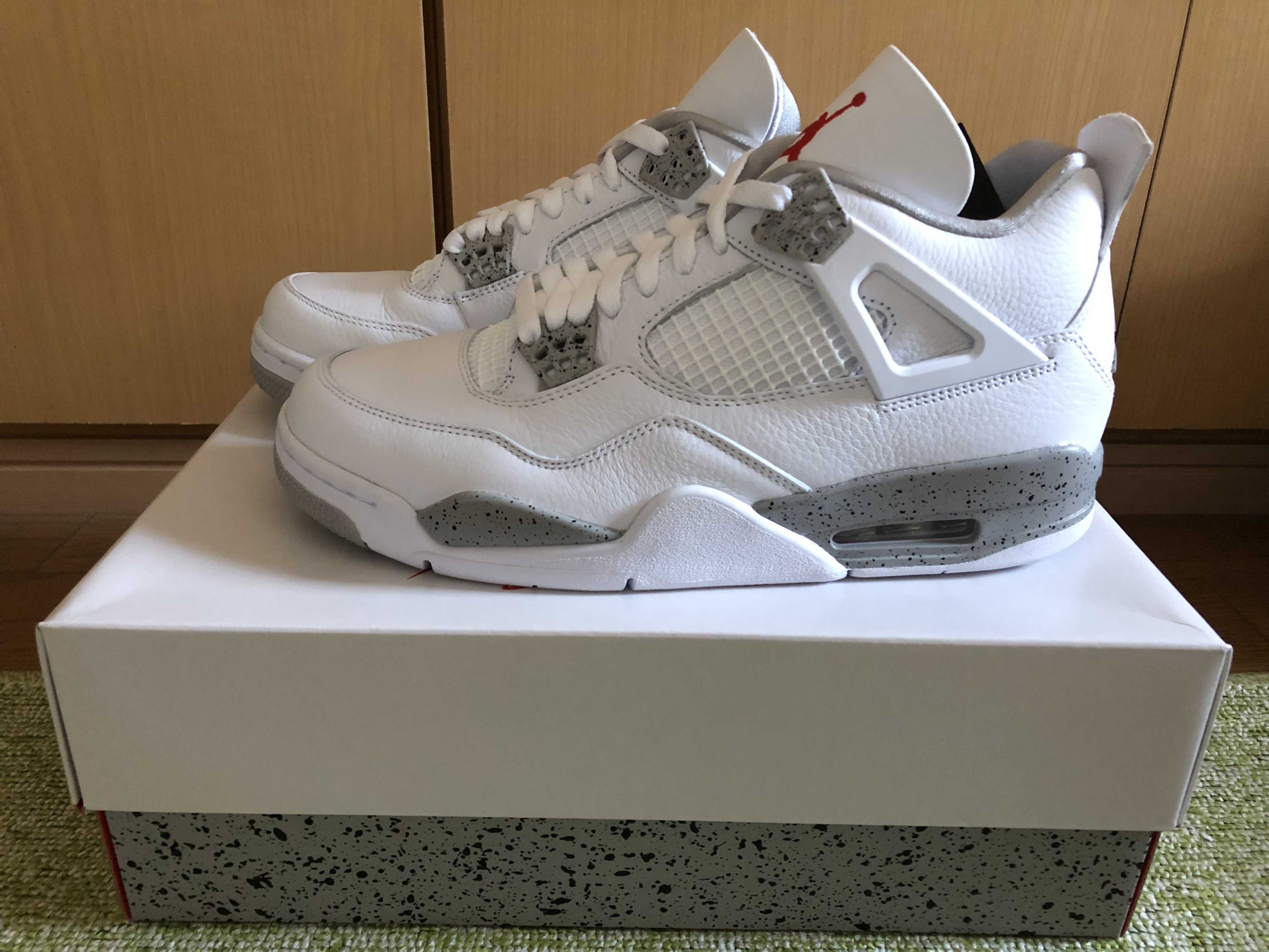 Nike Air Jordan 4 "Tech White"  