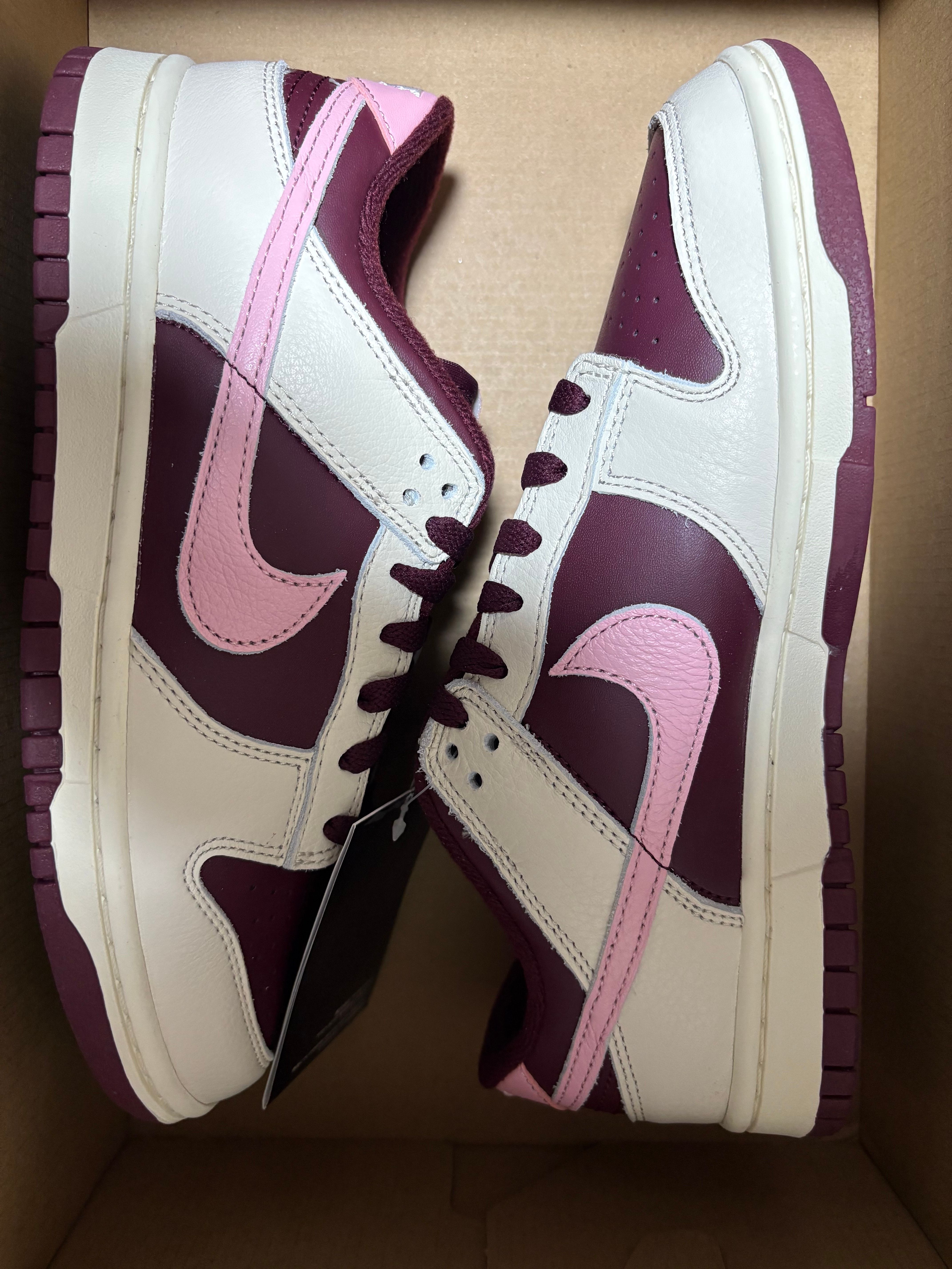 Nike Dunk Low "Valentine’s Day" (2023)