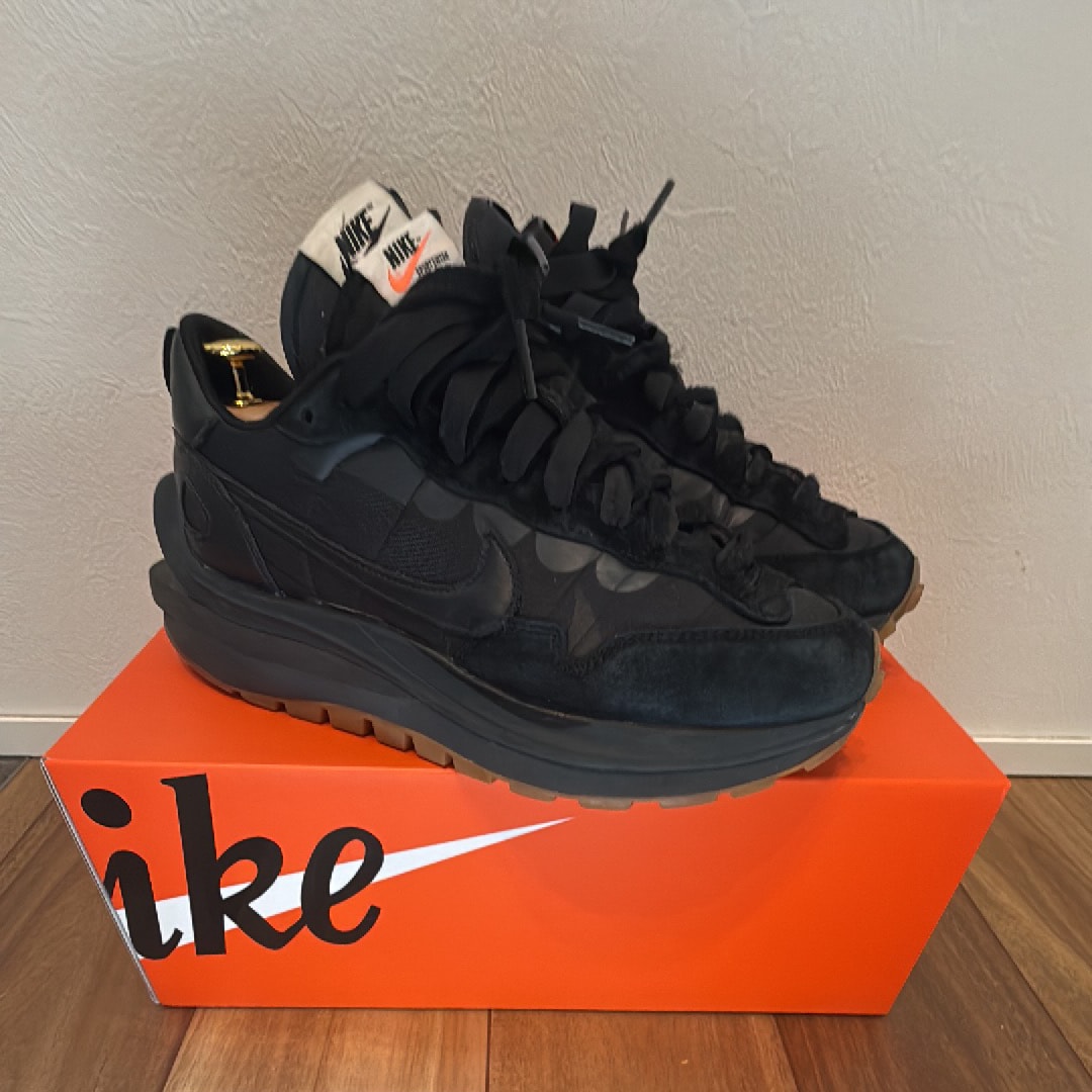 サカイ × ナイキ ヴェイパーワッフル "ブラックガム"