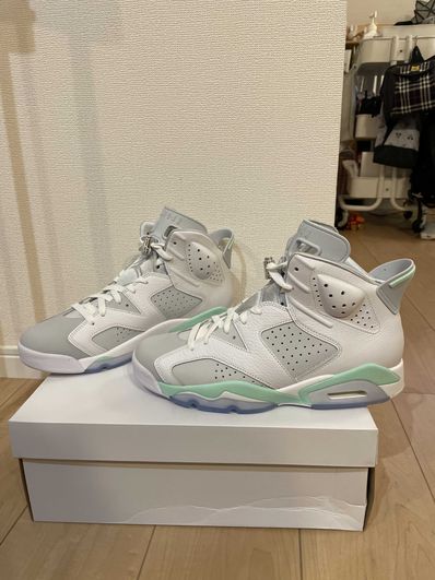 Nike Women's Air Jordan 6 "Mint Foam"