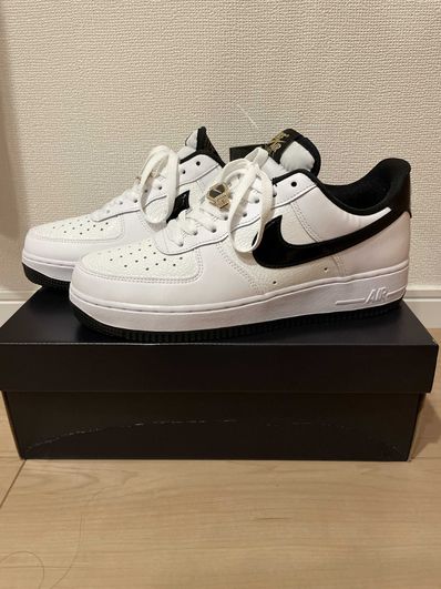 Nike Air Force 1 Low '07 LV8 "World Champ/White and Black"