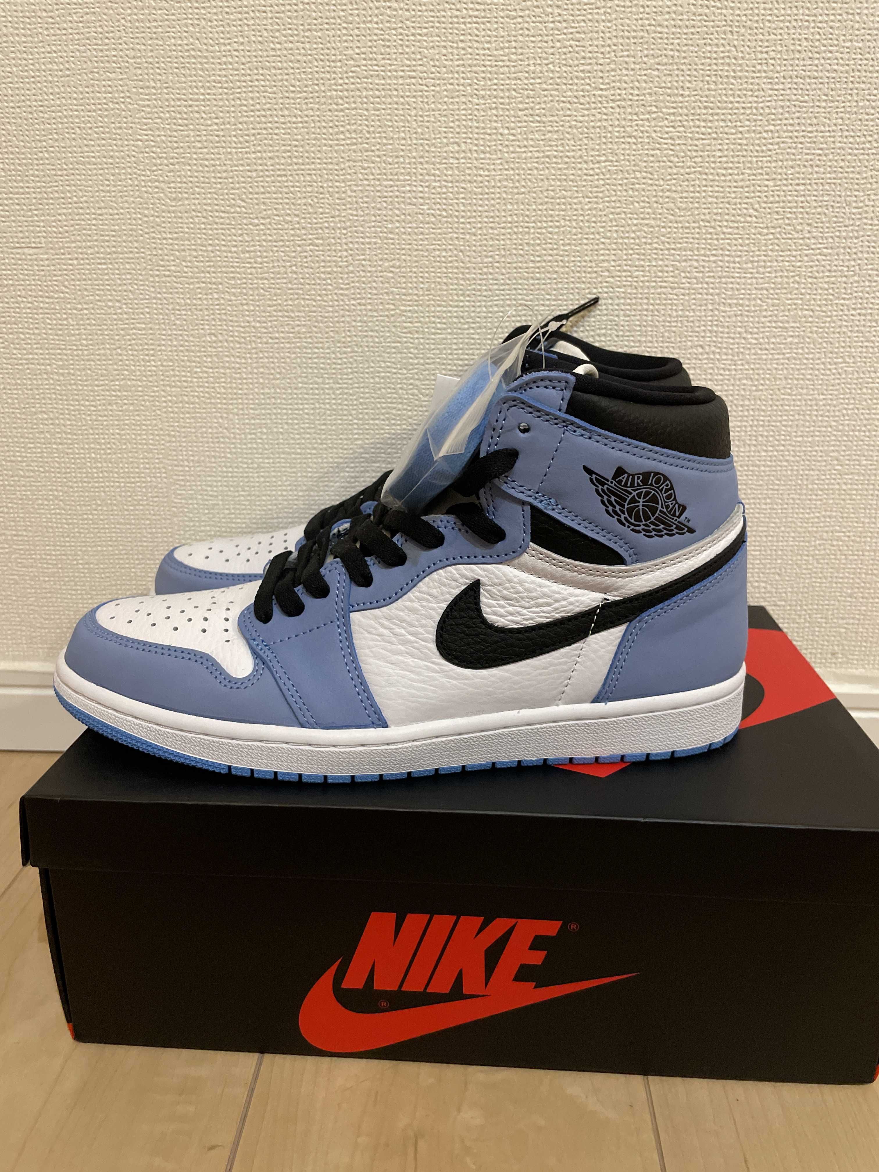 Nike Air Jordan 1 High OG "University Blue"