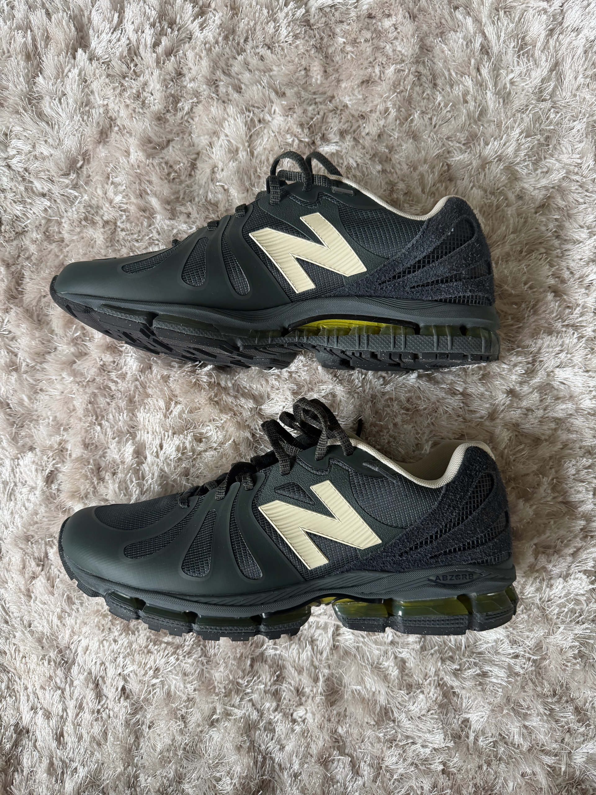 Stone Island × New Balance ABZORB 1890 "Deep Forest"